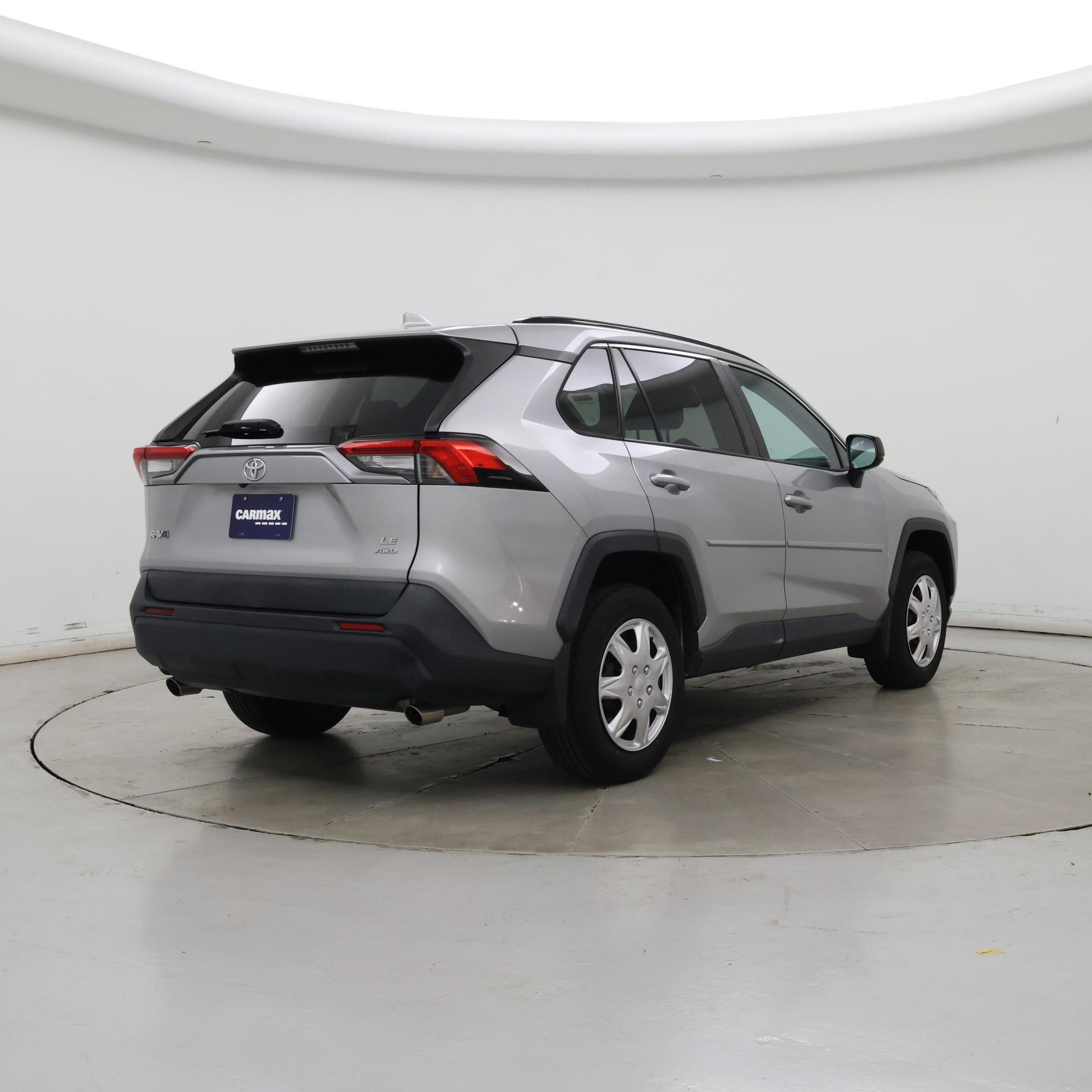 Thumbnail: 2020 Toyota RAV4 - 8