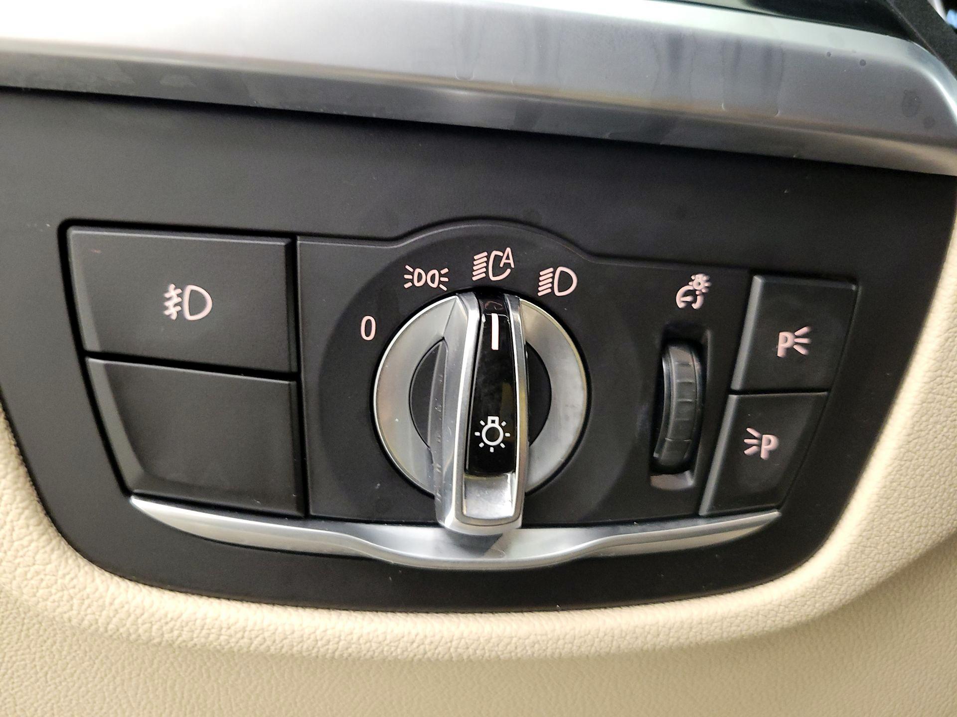 Thumbnail: 2019 BMW X3 - 13