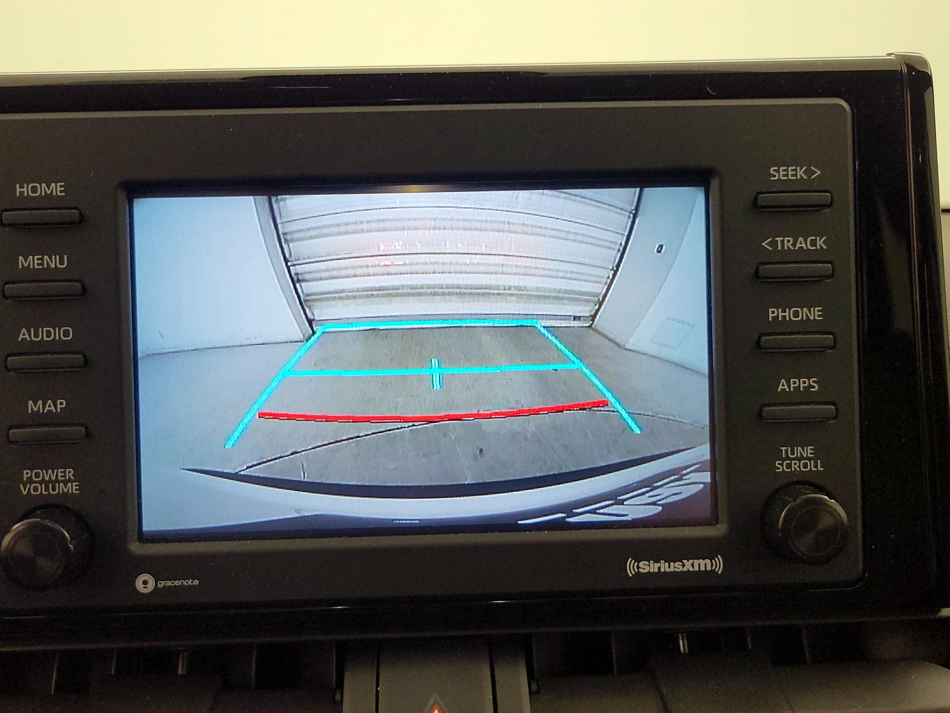 Thumbnail: 2022 Toyota RAV4 - 14