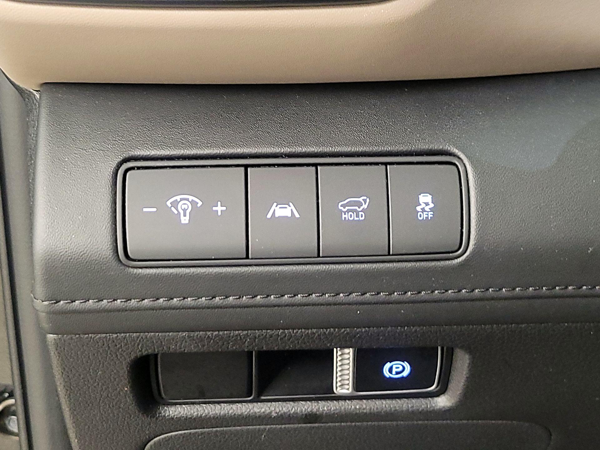 Thumbnail: 2023 Hyundai Santa Fe - 13