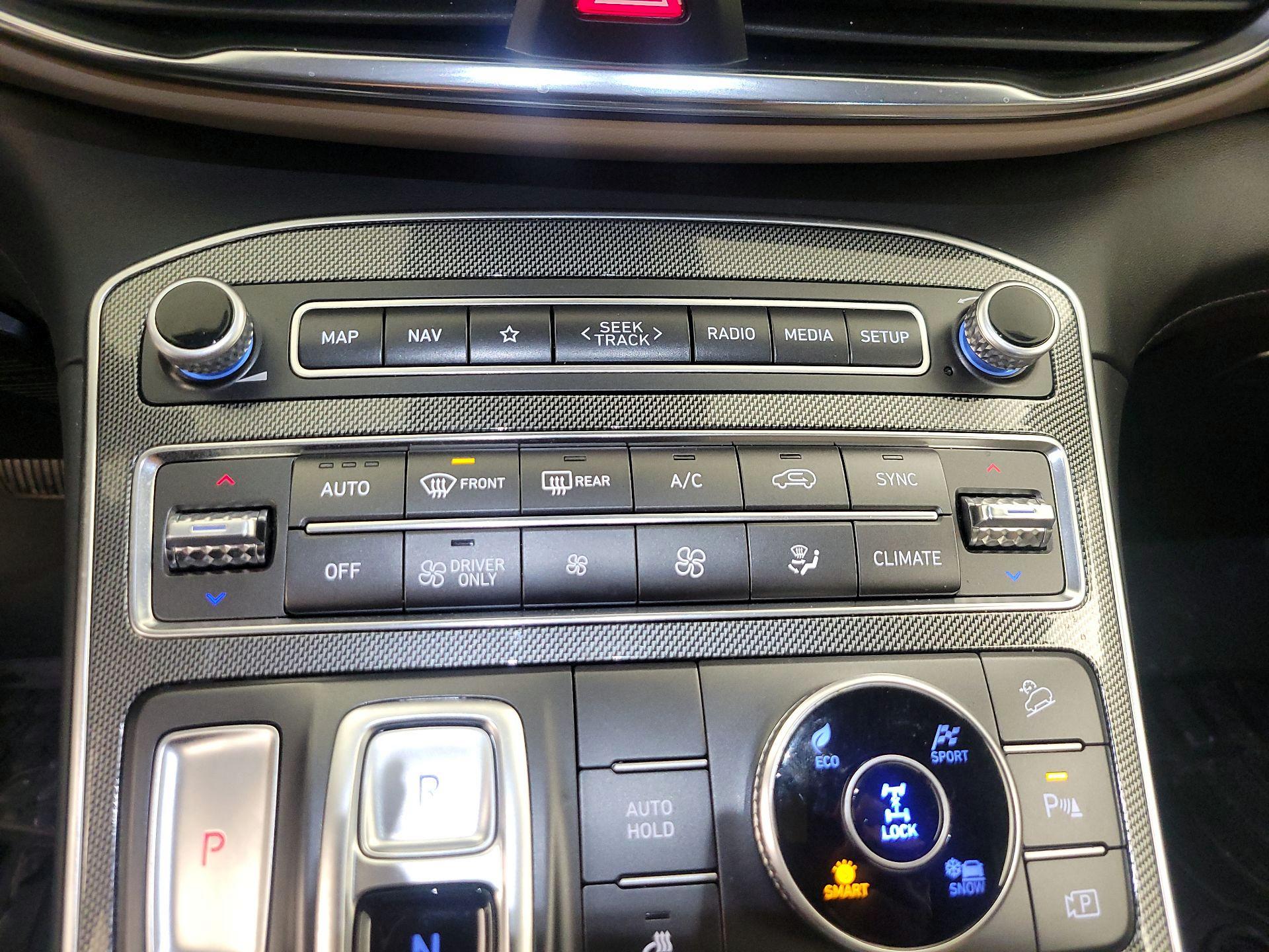 Thumbnail: 2023 Hyundai Santa Fe - 17