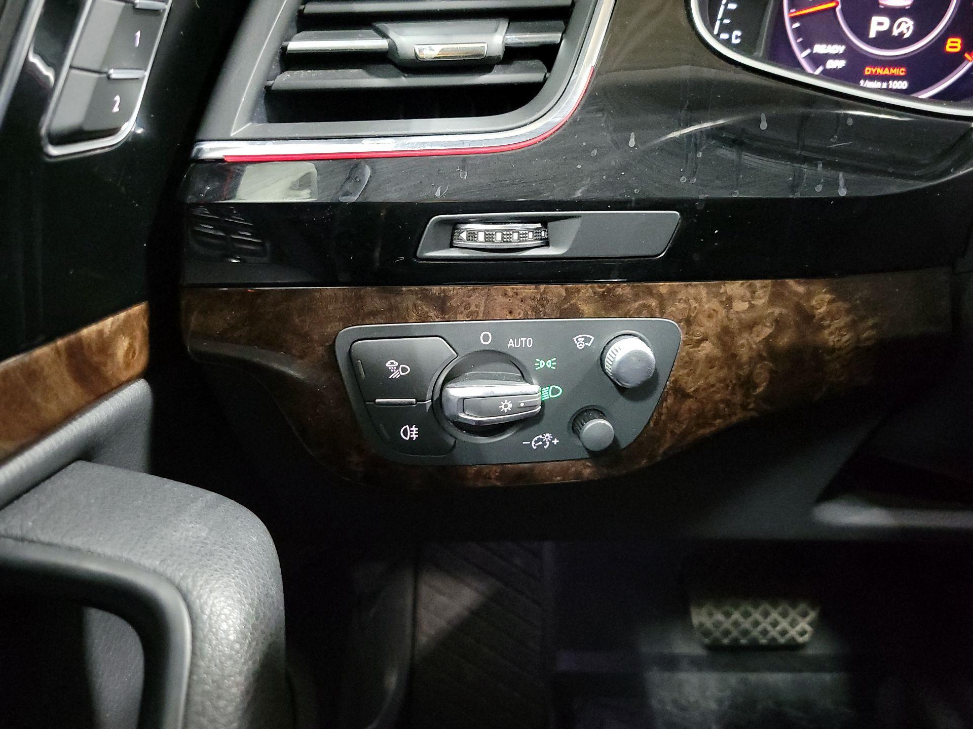 Thumbnail: 2018 Audi Q7 - 13