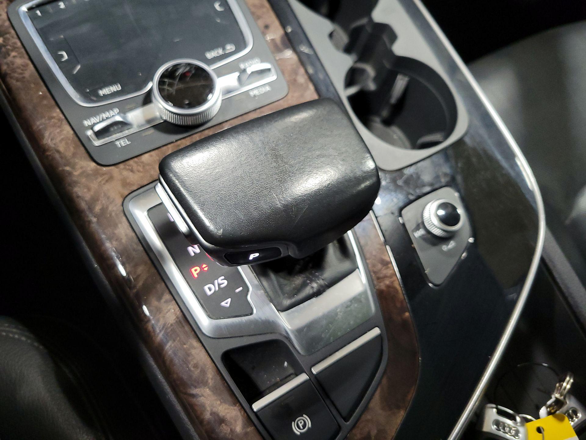 Thumbnail: 2018 Audi Q7 - 17