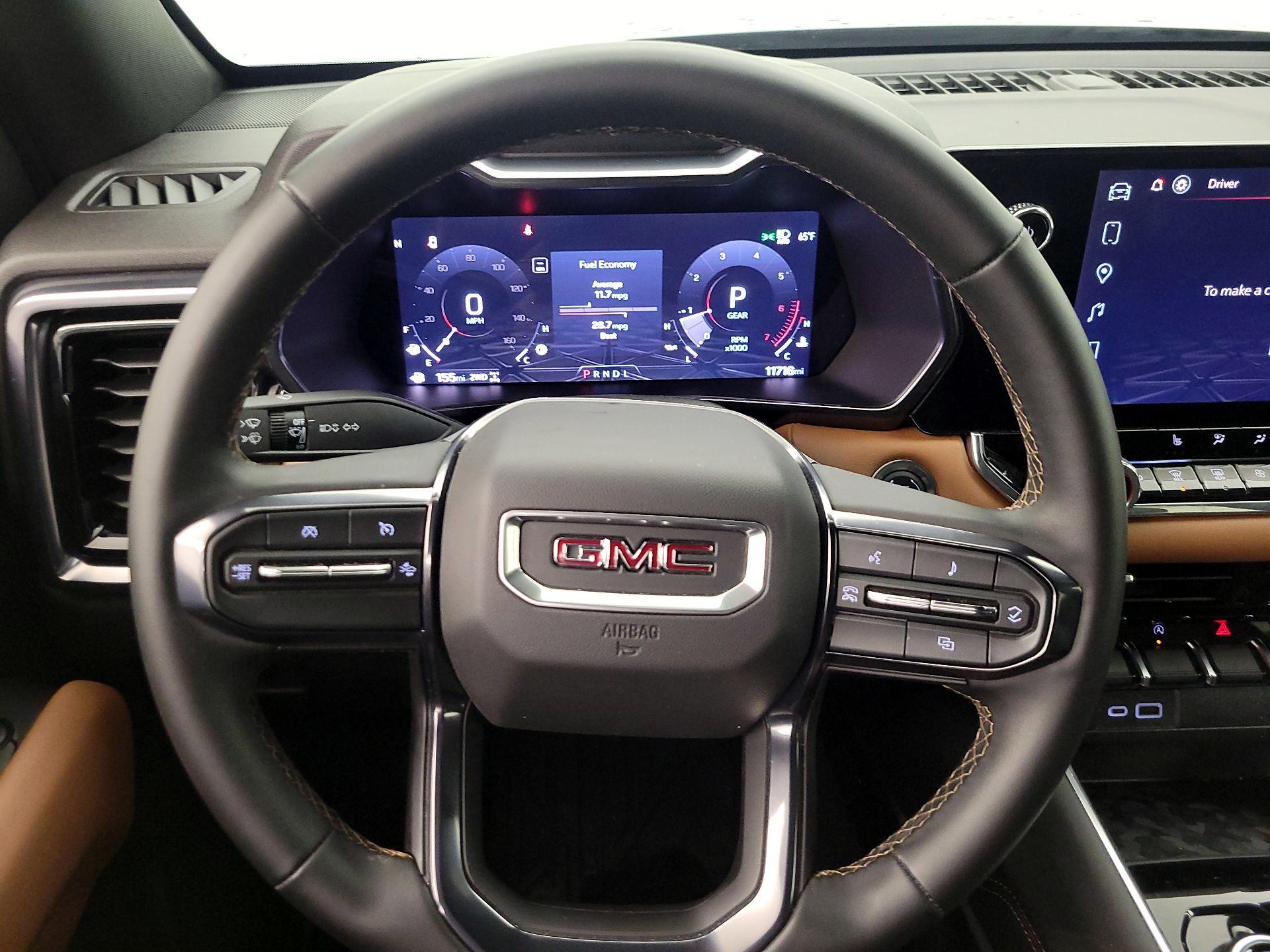 Thumbnail: 2025 GMC Canyon - 10