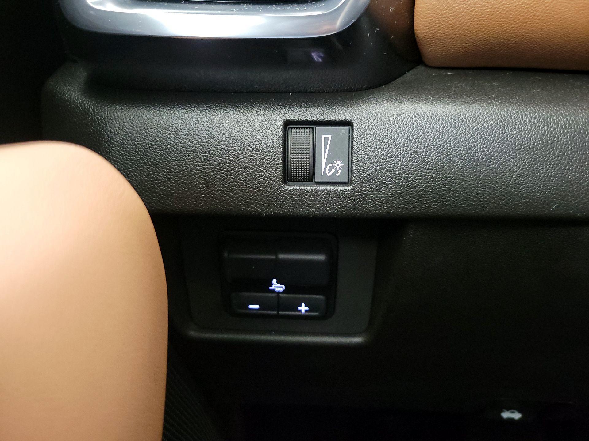 Thumbnail: 2025 GMC Canyon - 13