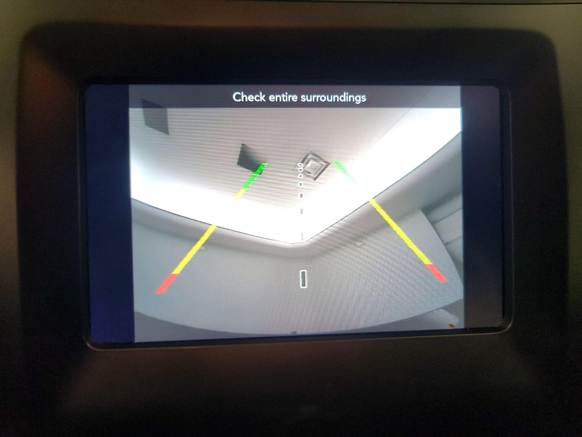 Thumbnail: 2020 Jeep Cherokee - 14