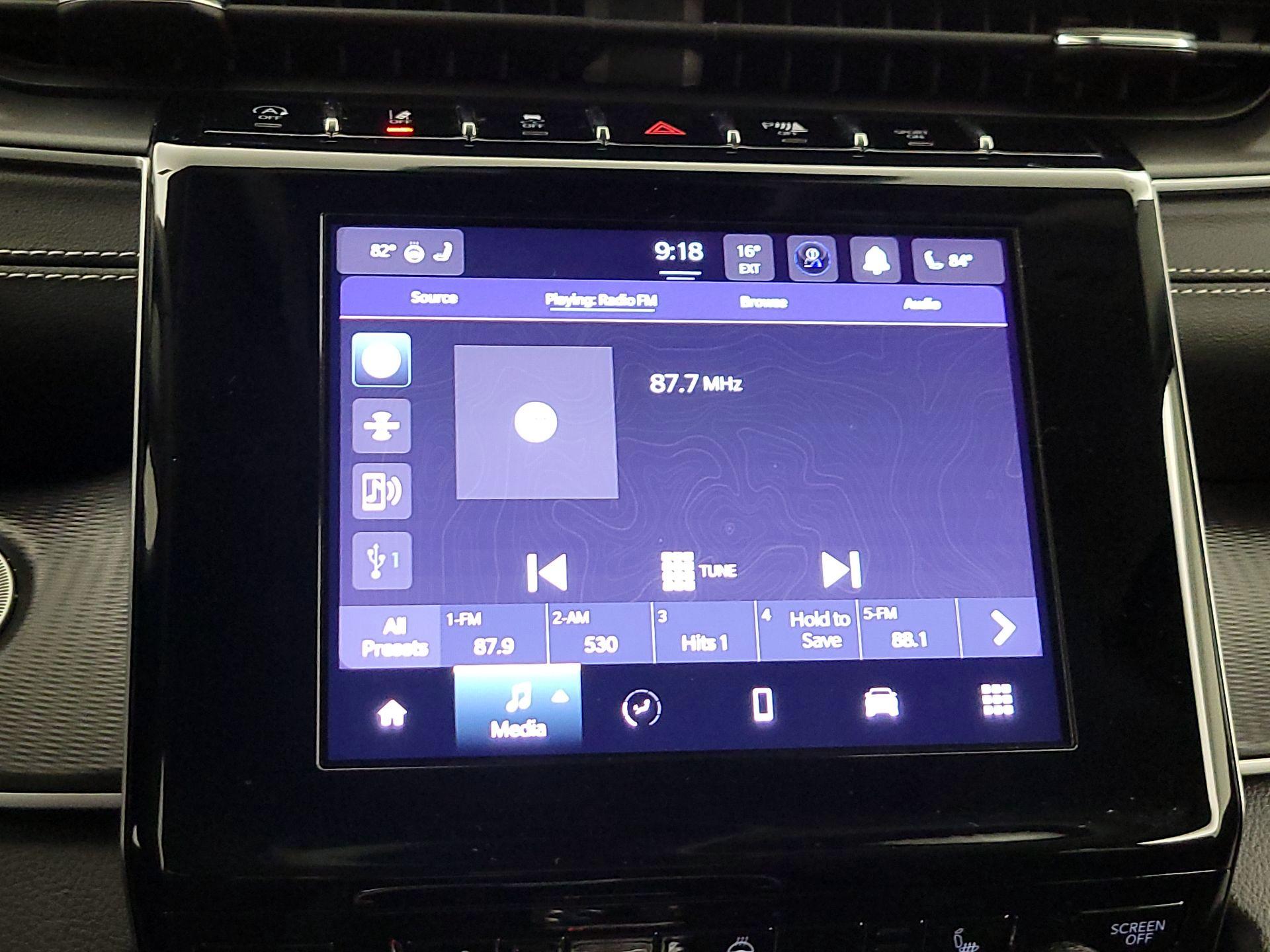 Thumbnail: 2023 Jeep Grand Cherokee - 15