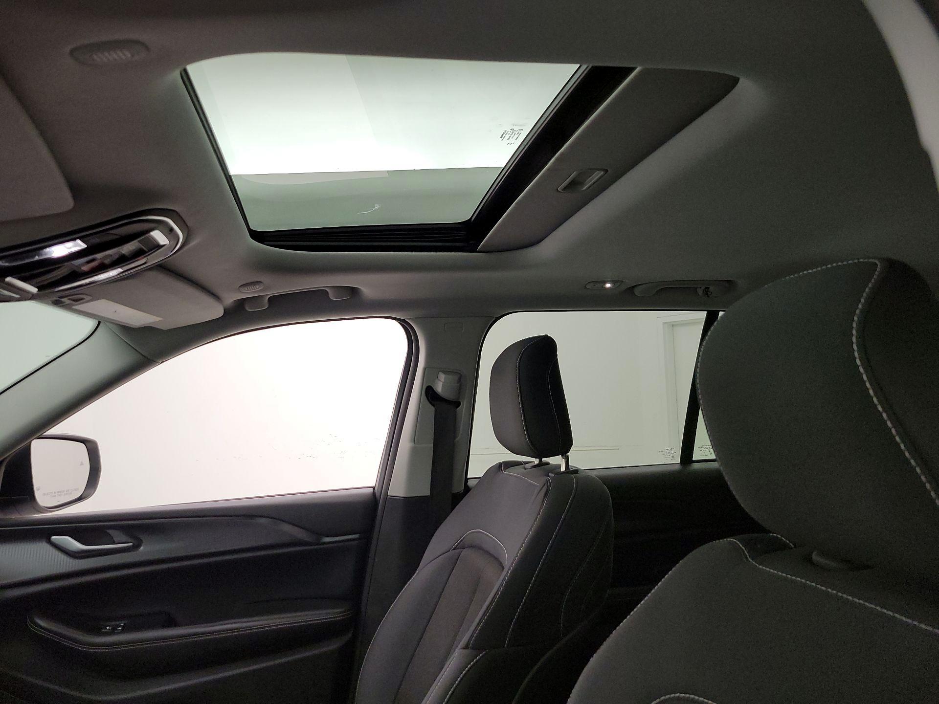 Thumbnail: 2023 Jeep Grand Cherokee - 19