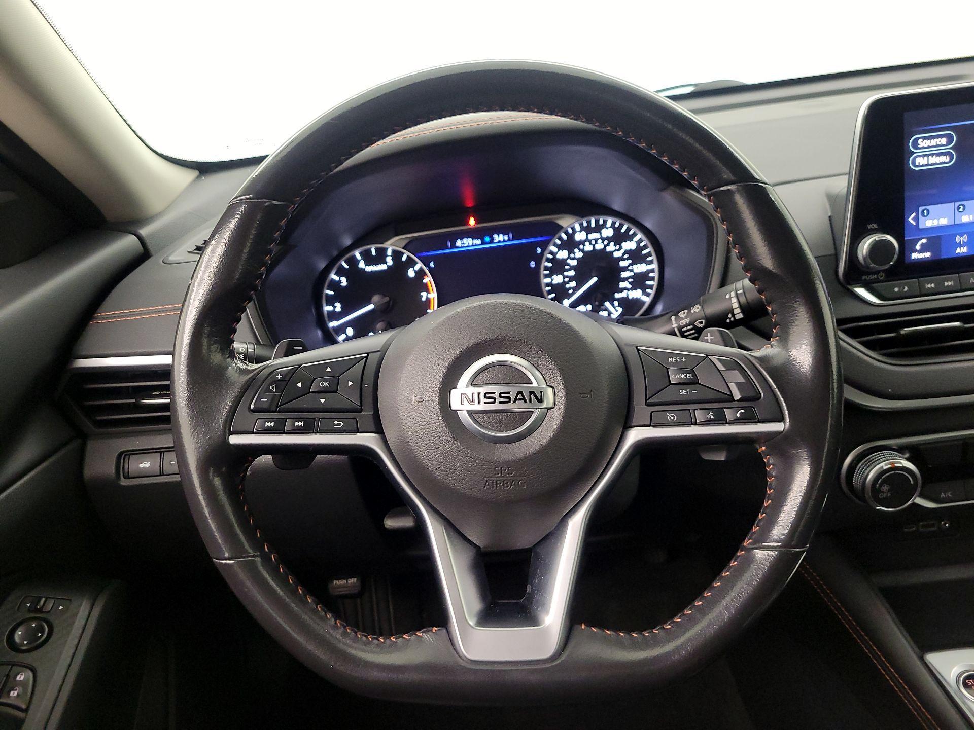 Thumbnail: 2022 Nissan Altima - 10