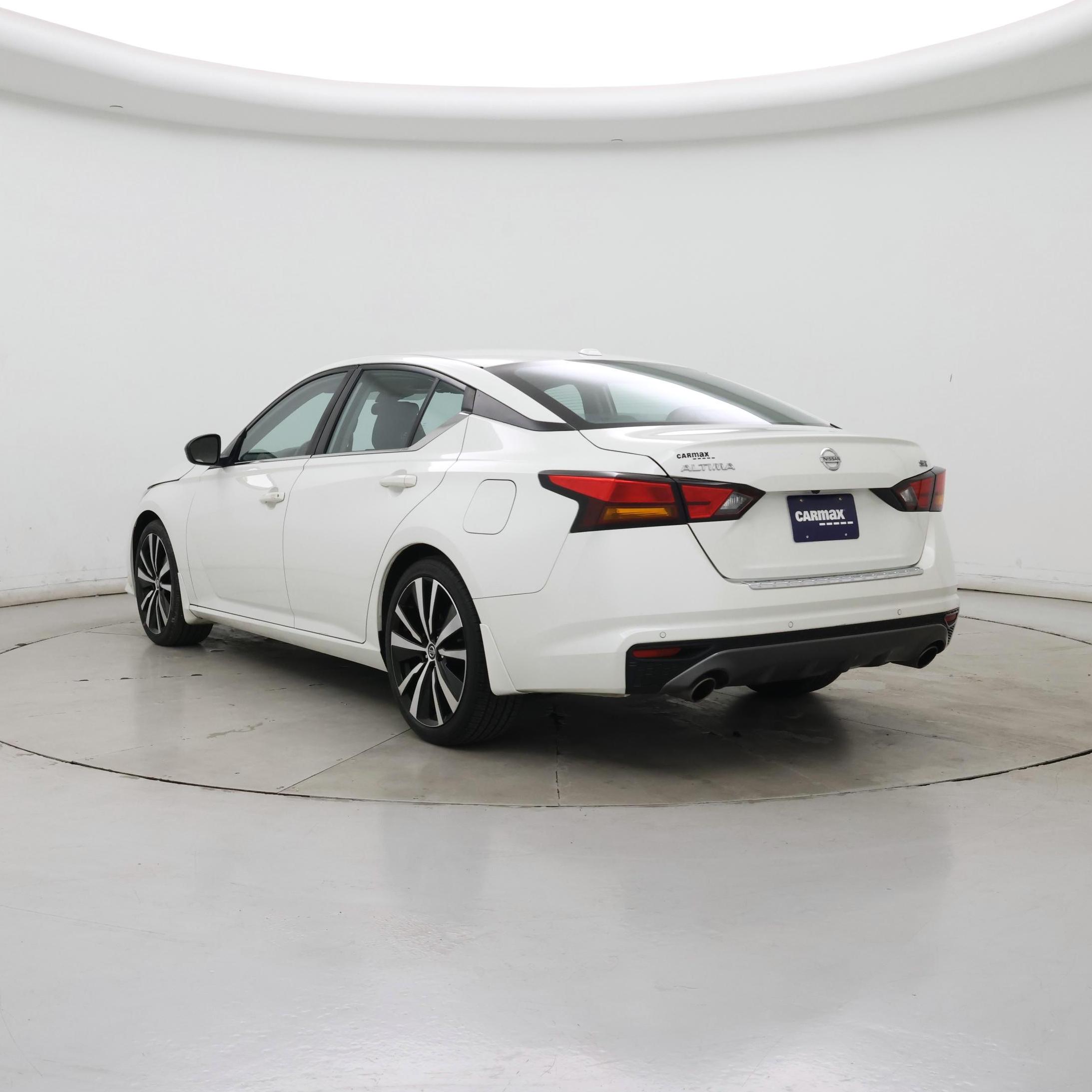 Thumbnail: 2022 Nissan Altima - 2