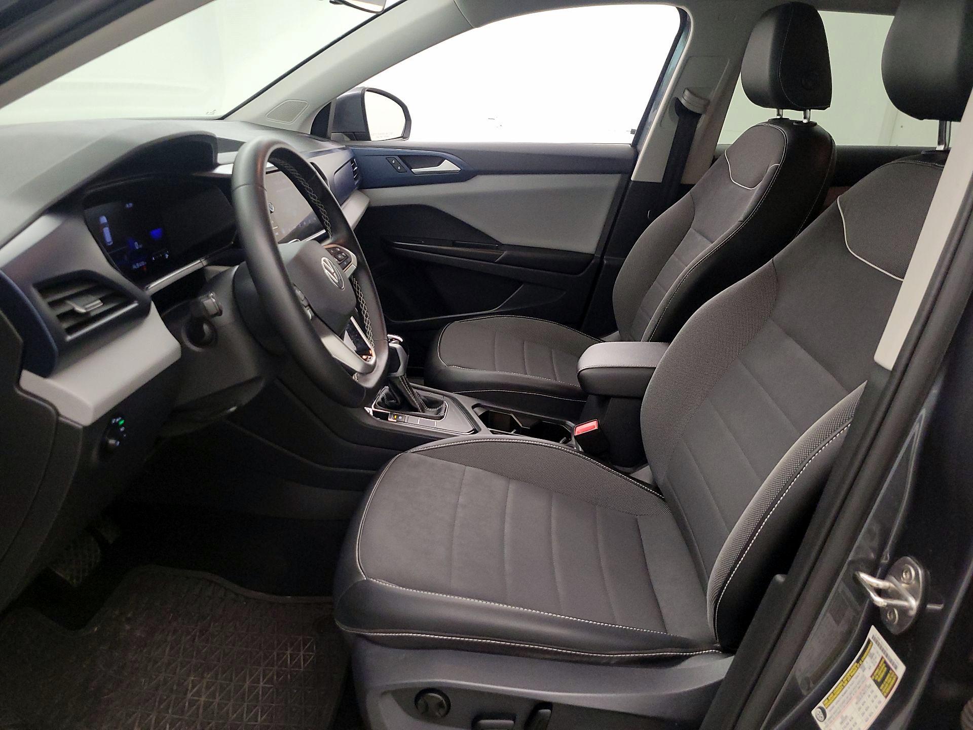 Thumbnail: 2023 Volkswagen Taos - 11