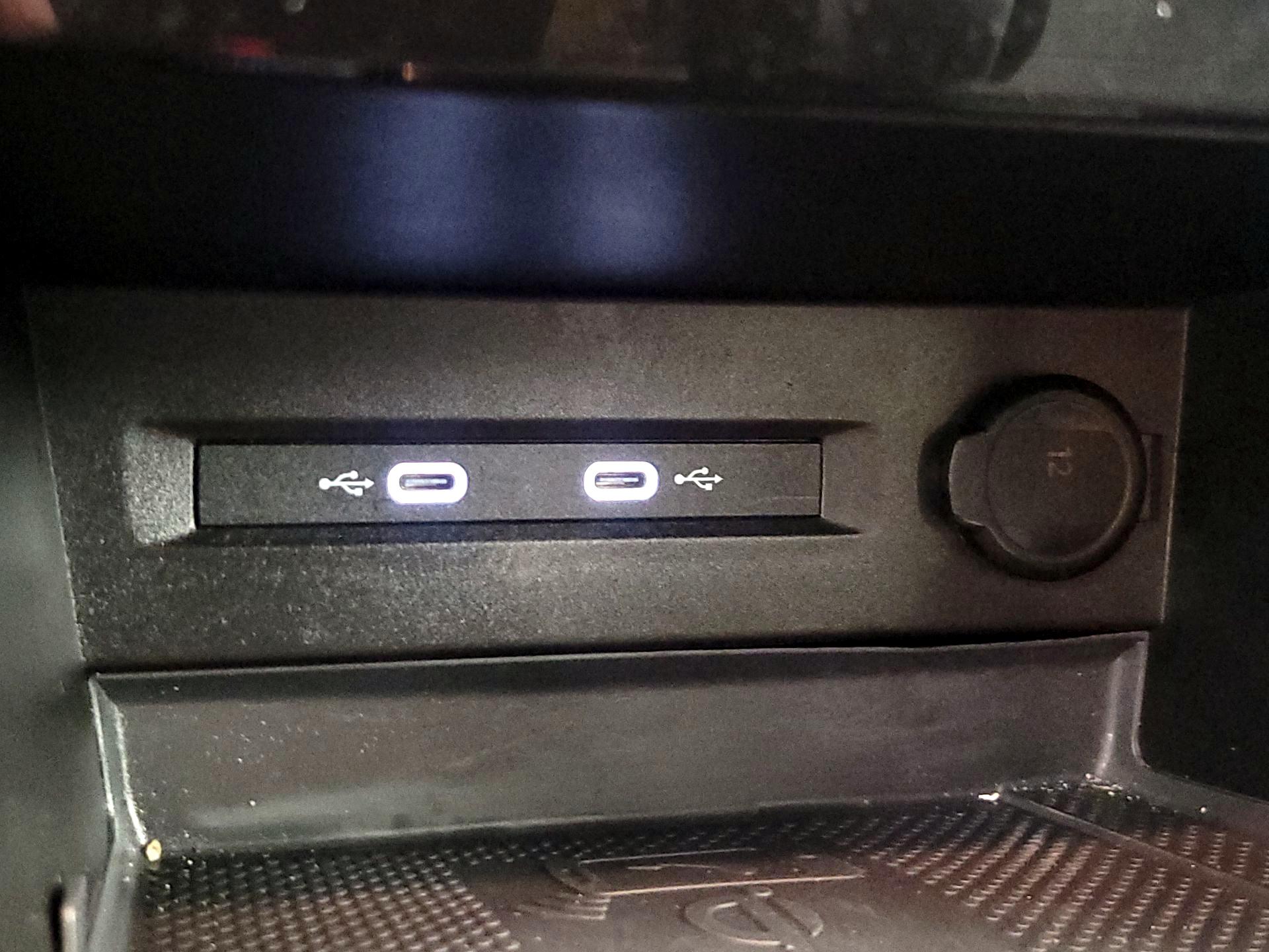 Thumbnail: 2023 Volkswagen Taos - 18