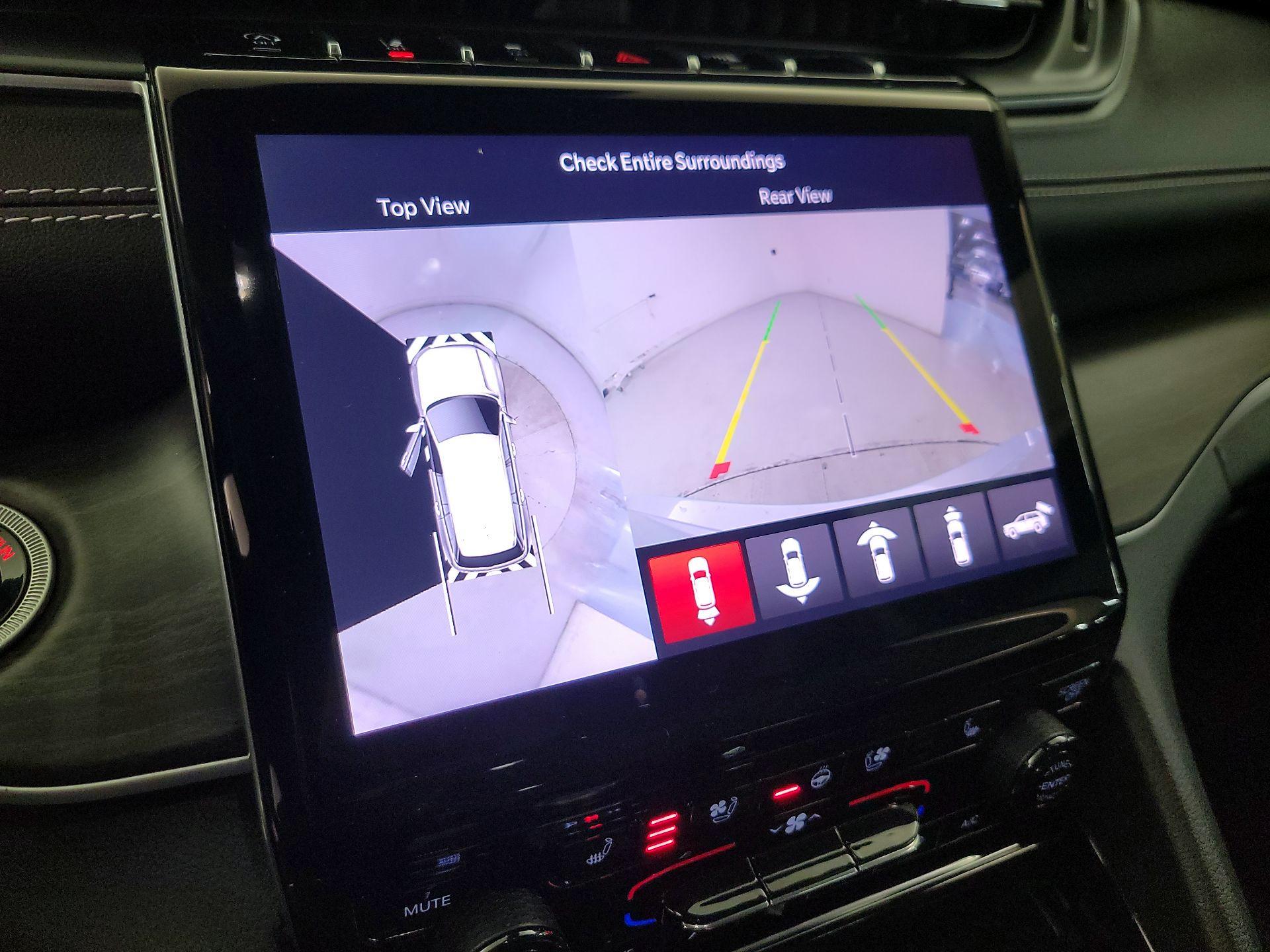 Thumbnail: 2023 Jeep Grand Cherokee - 15