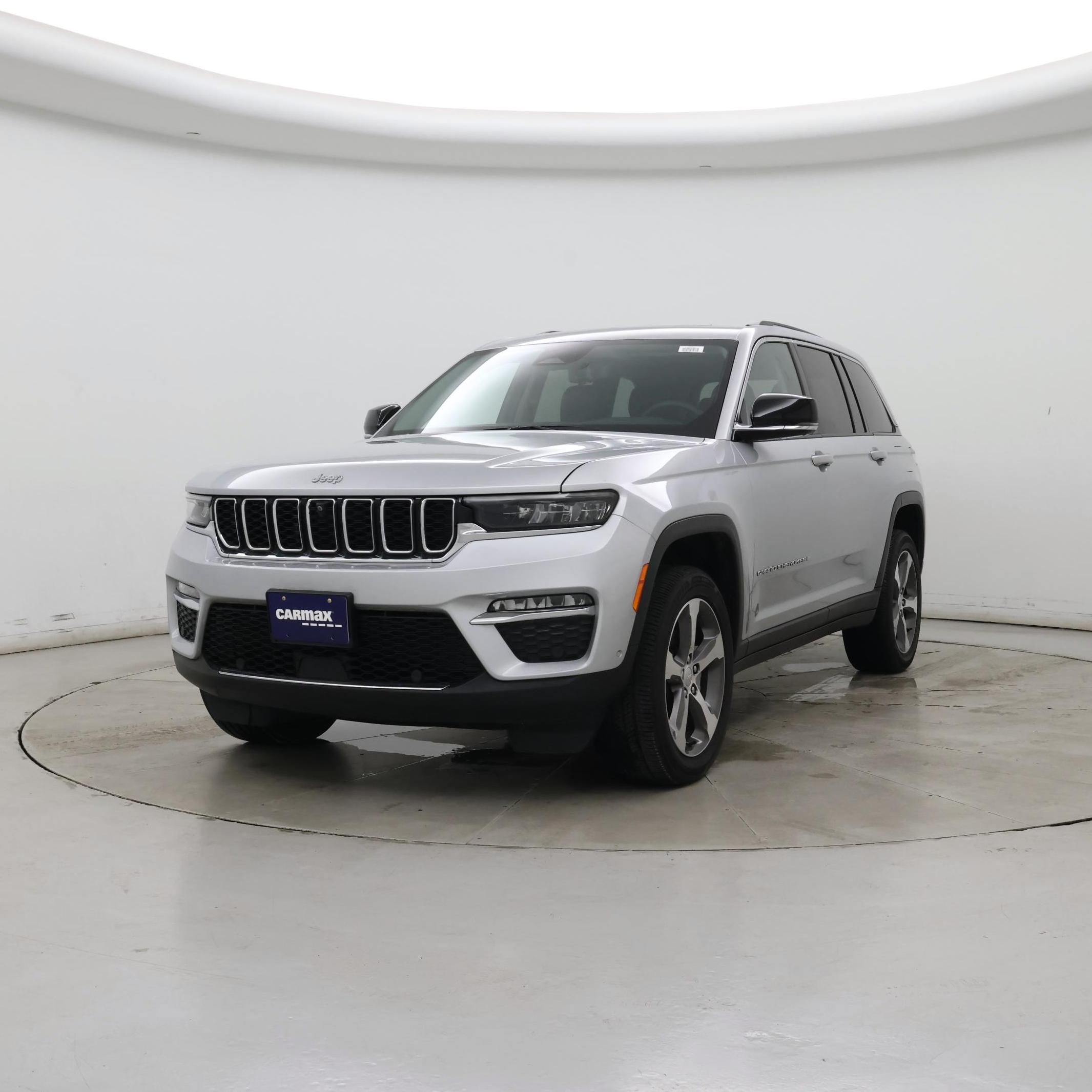 Thumbnail: 2023 Jeep Grand Cherokee - 4