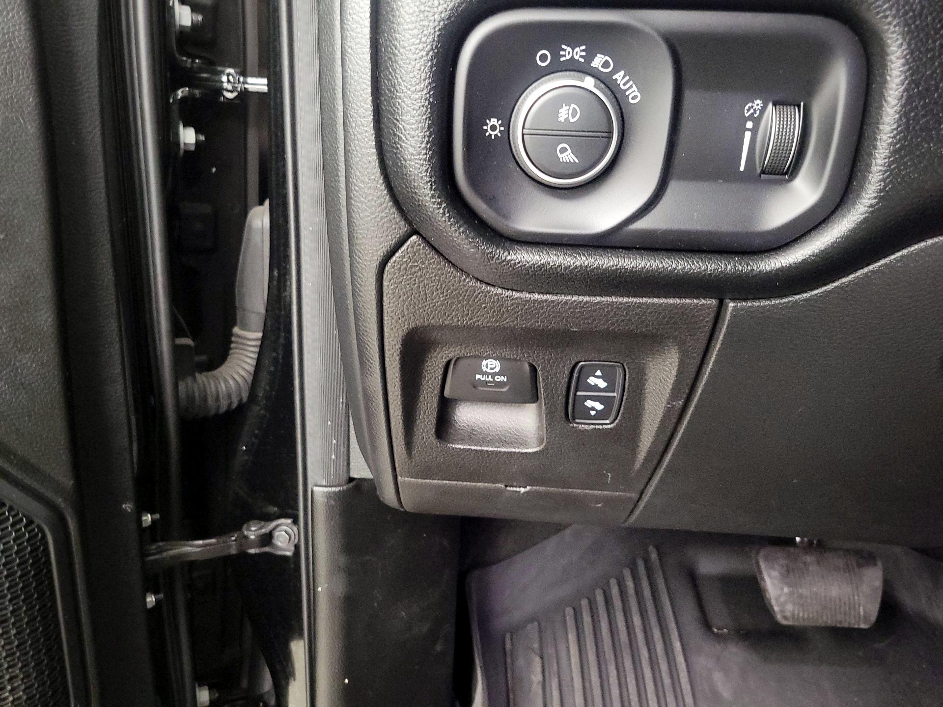 Thumbnail: 2022 RAM 1500 - 13