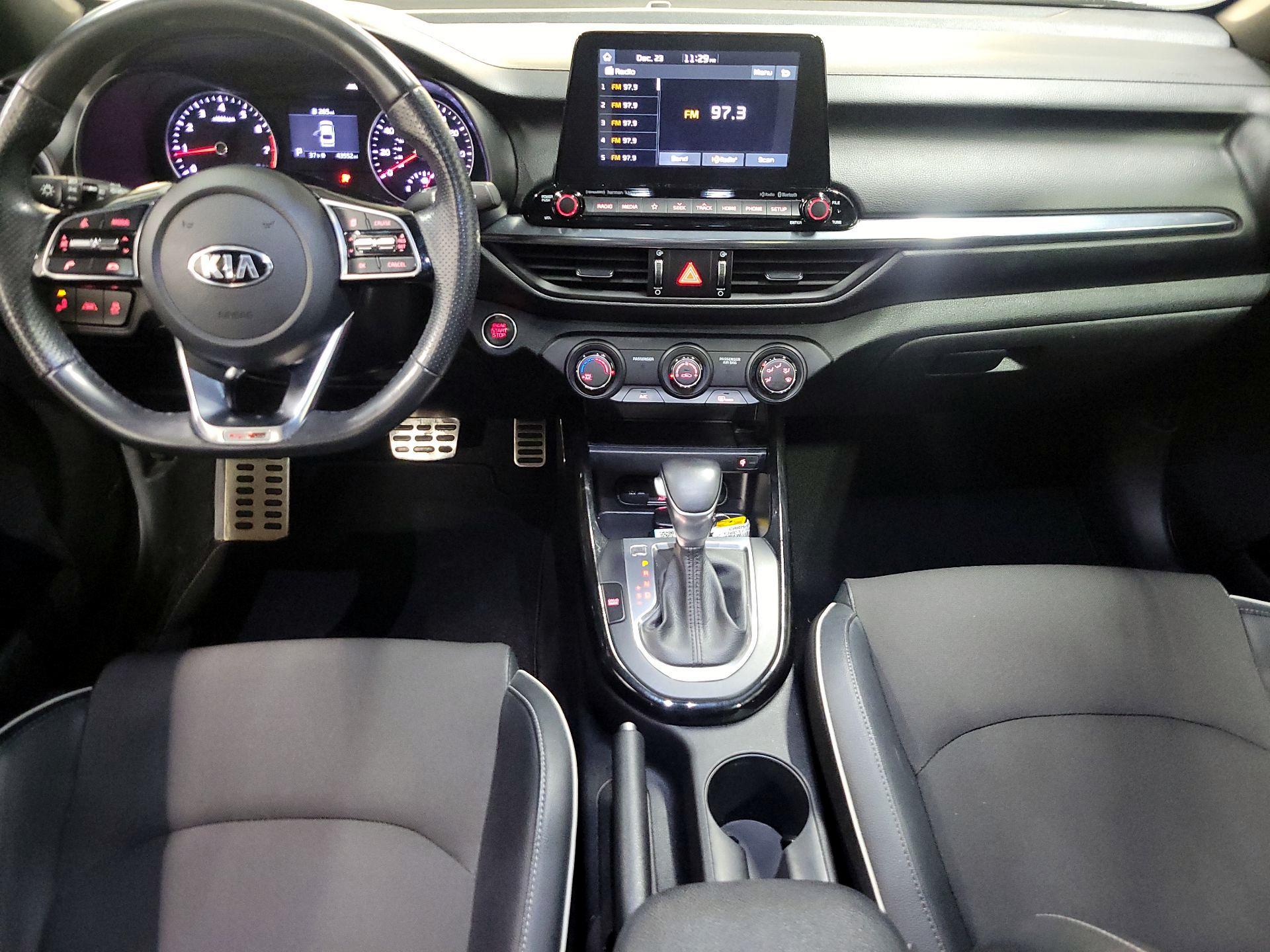 Thumbnail: 2020 Kia Forte - 9