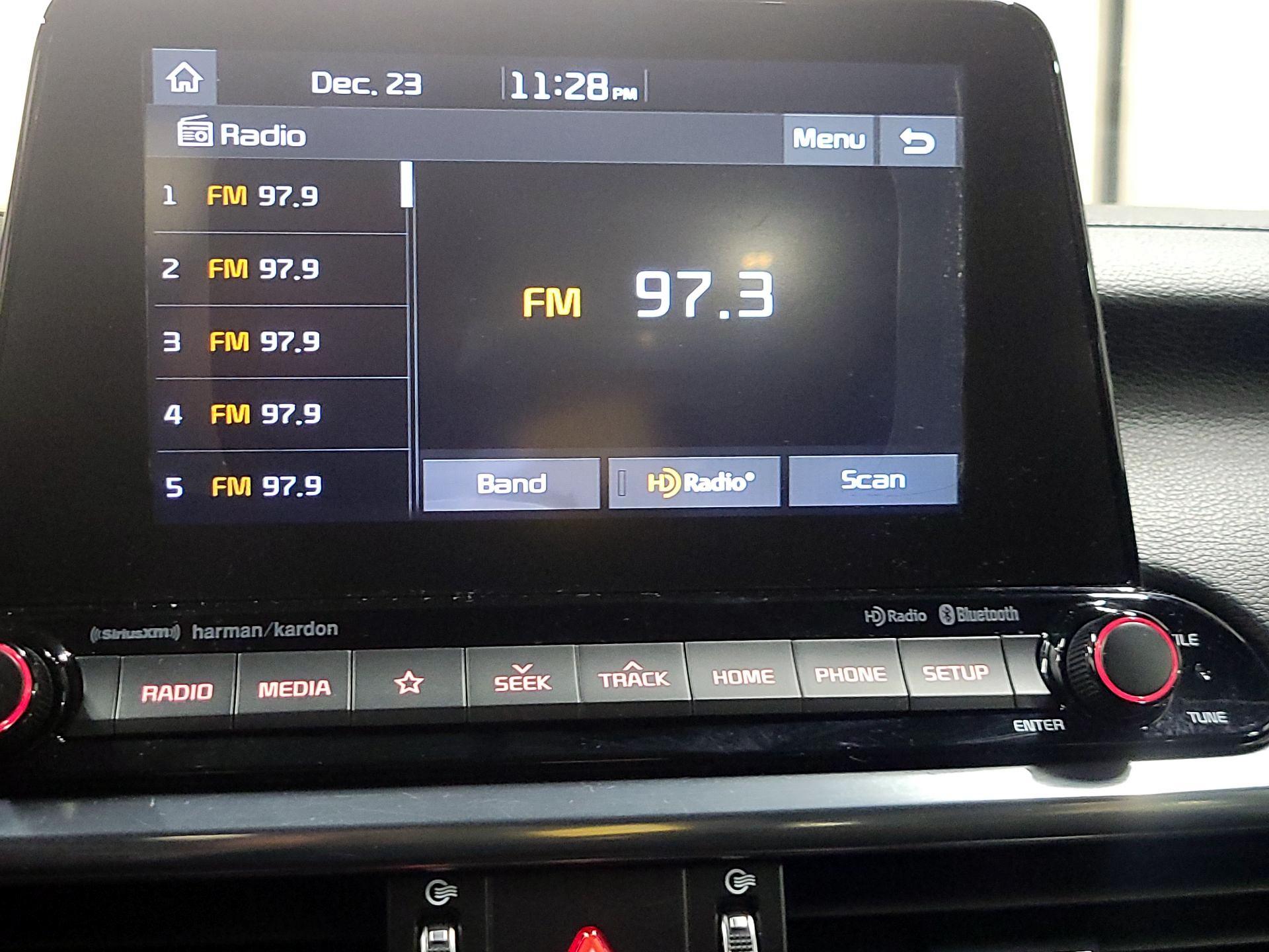 Thumbnail: 2020 Kia Forte - 15