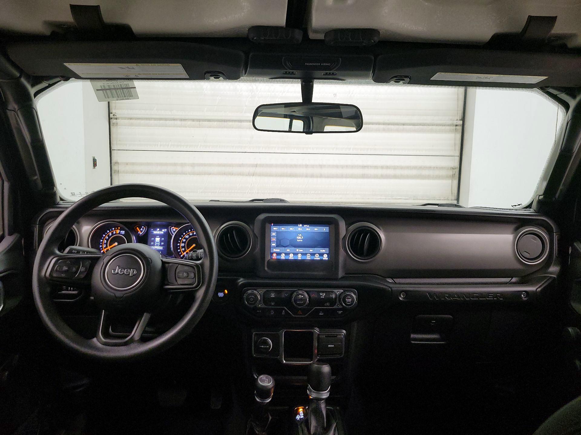 Thumbnail: 2022 Jeep Wrangler - 9