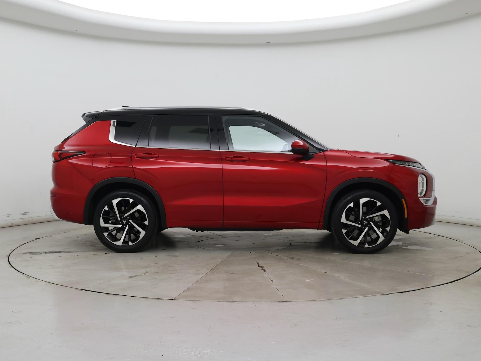 2024 Mitsubishi Outlander SEL - Photo 8