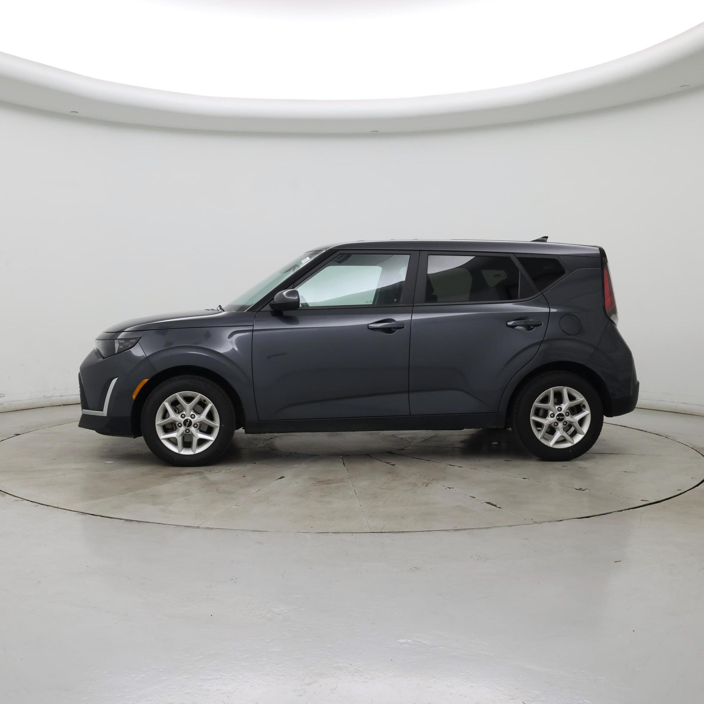 Thumbnail: 2023 Kia Soul - 3