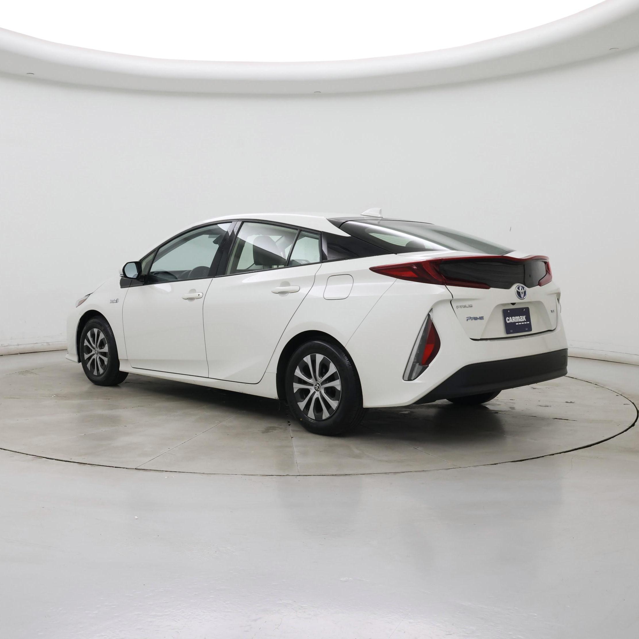 Thumbnail: 2020 Toyota Prius Prime - 2