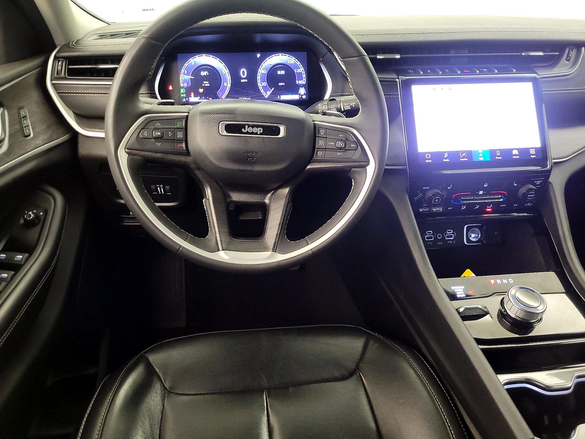 Thumbnail: 2023 Jeep Grand Cherokee - 10