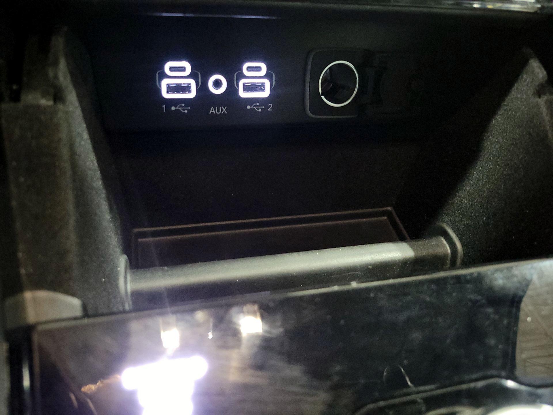 Thumbnail: 2023 Jeep Grand Cherokee - 18