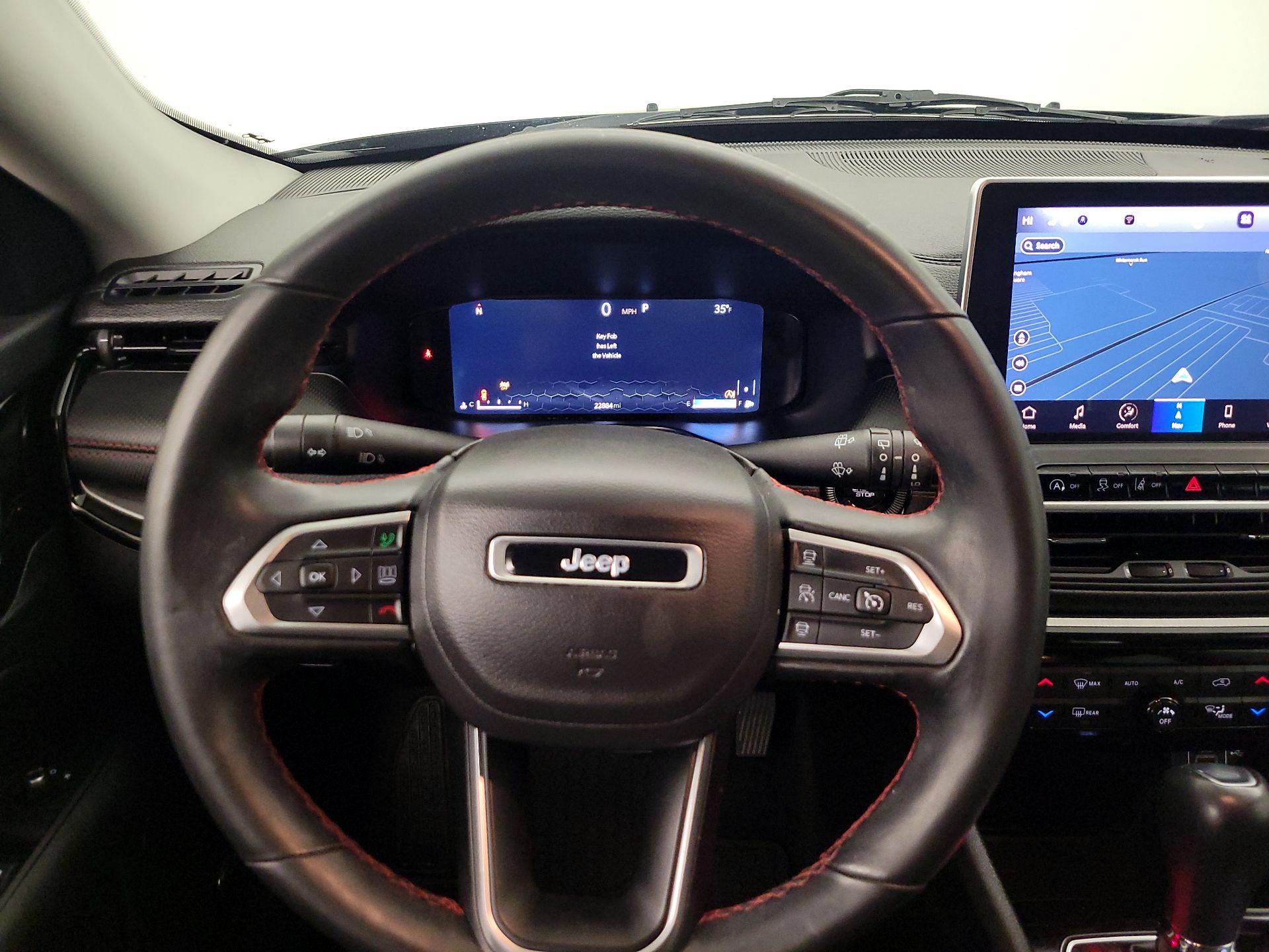 Thumbnail: 2022 Jeep Compass - 10