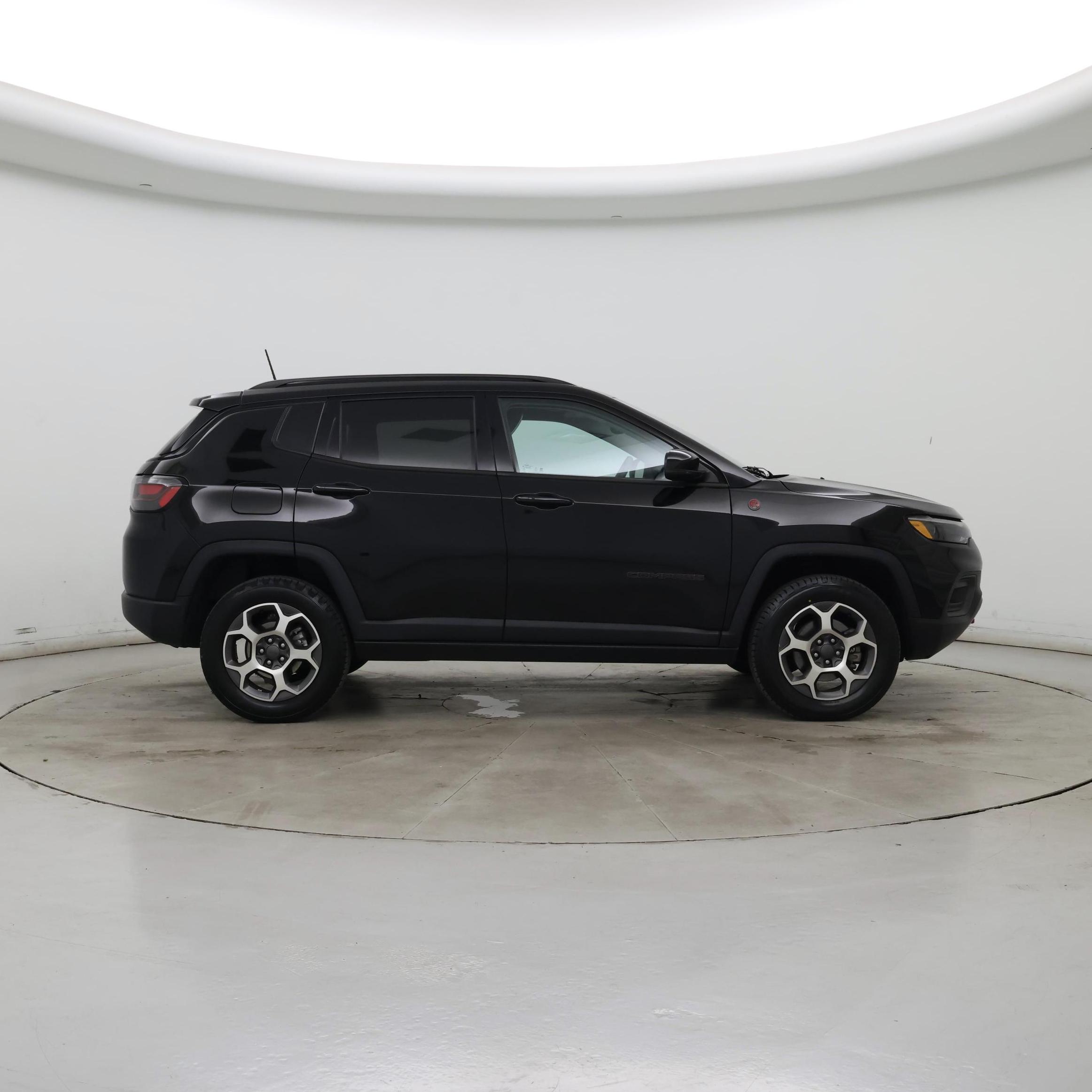 Thumbnail: 2022 Jeep Compass - 7