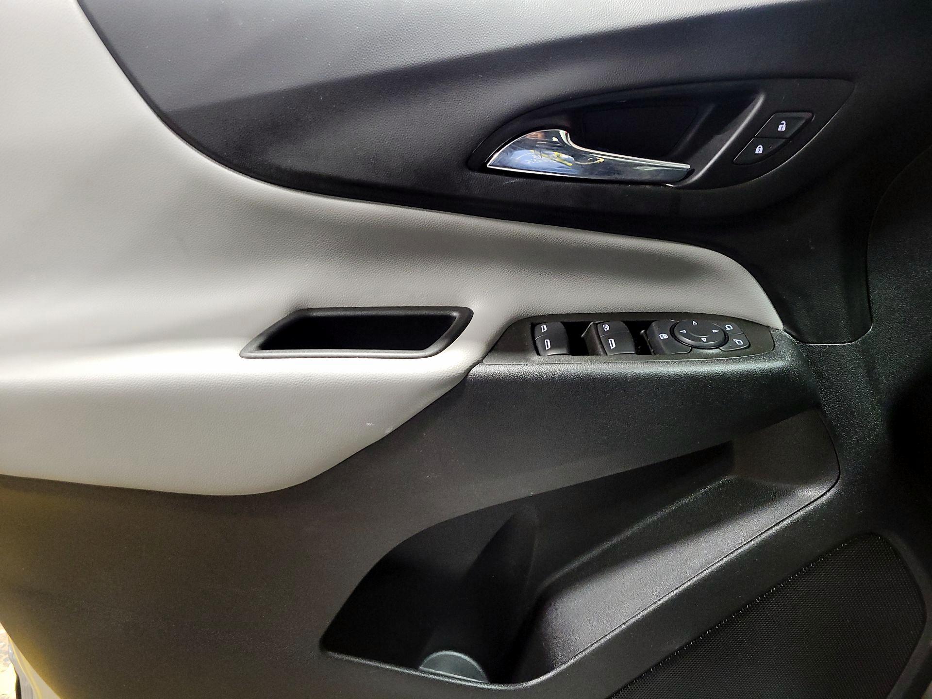 Thumbnail: 2021 Chevrolet Equinox - 12