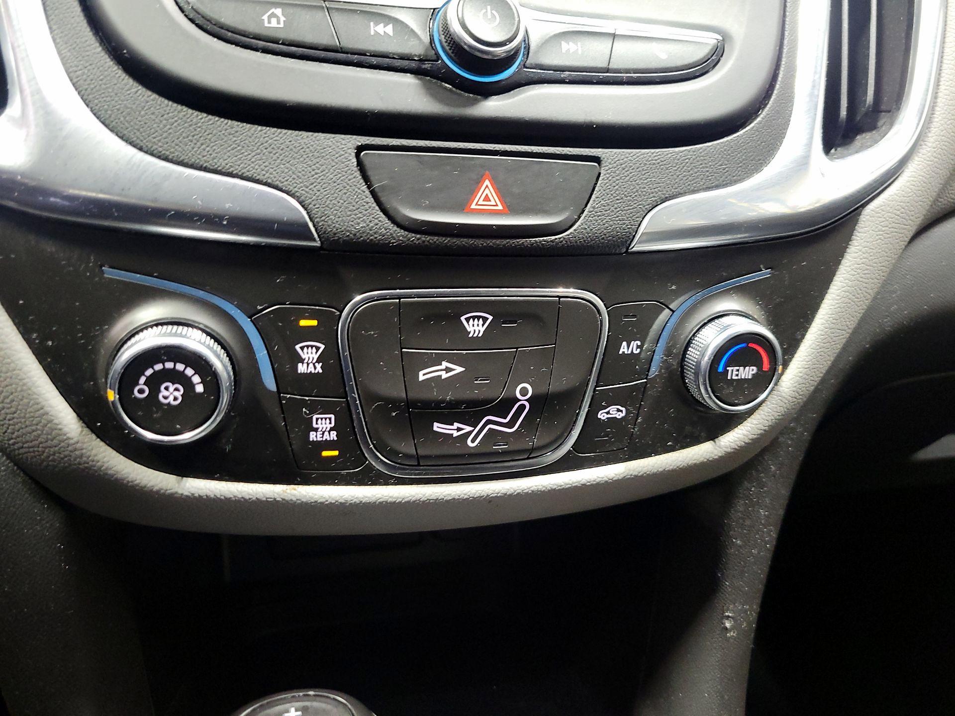 Thumbnail: 2021 Chevrolet Equinox - 16