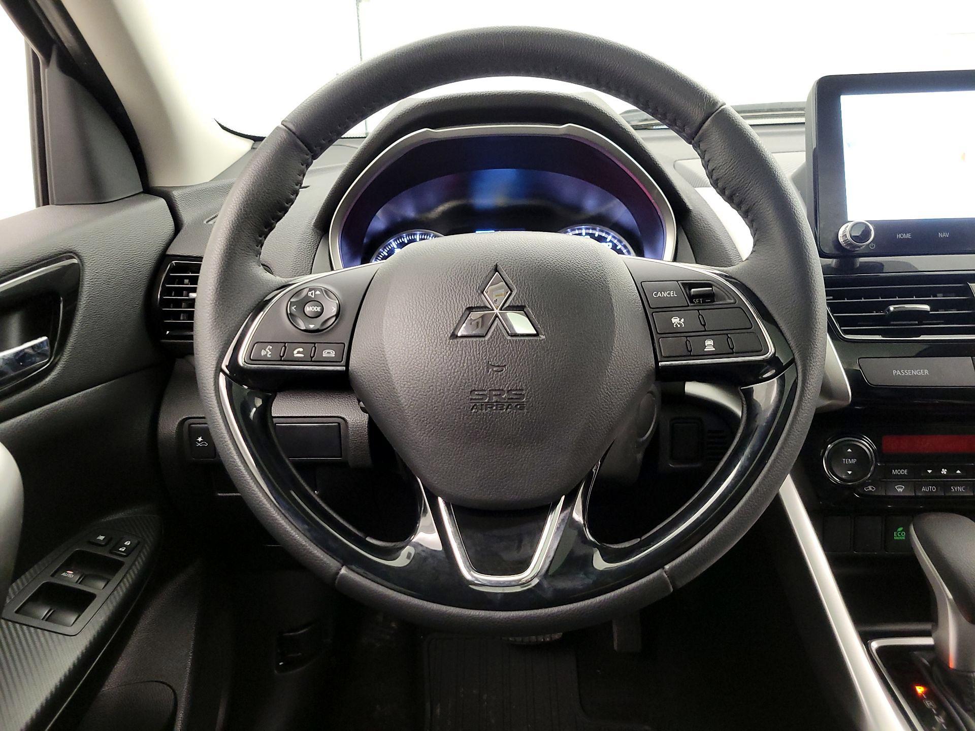 Thumbnail: 2024 Mitsubishi Eclipse Cross - 10