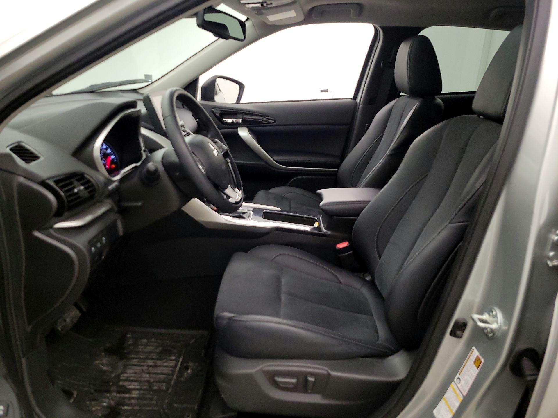 Thumbnail: 2024 Mitsubishi Eclipse Cross - 11