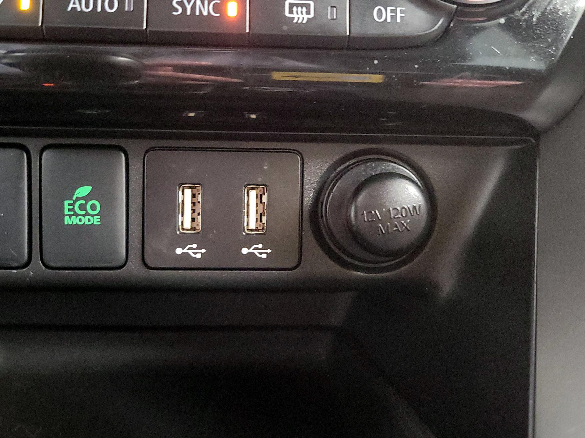 Thumbnail: 2024 Mitsubishi Eclipse Cross - 19