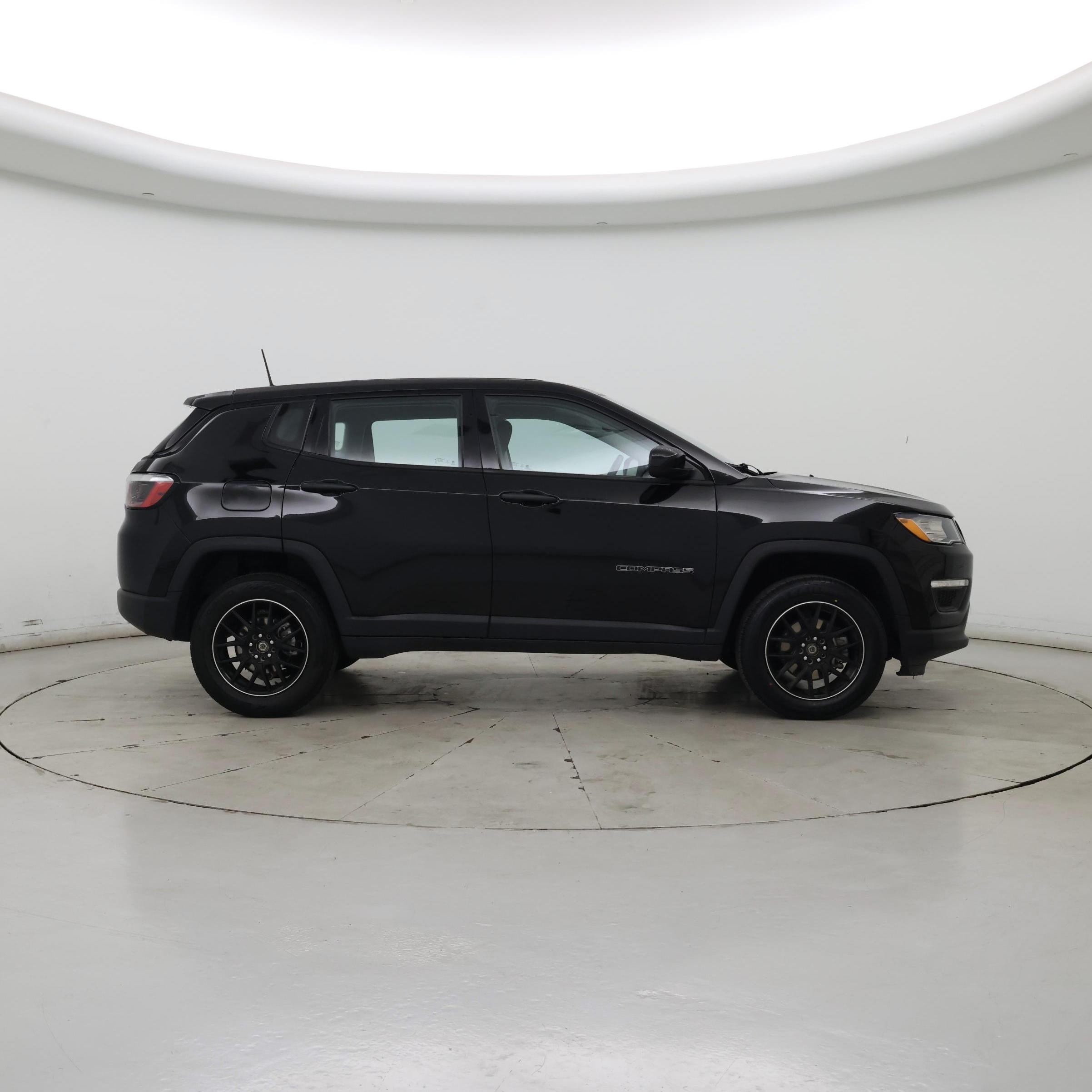 Thumbnail: 2021 Jeep Compass - 7