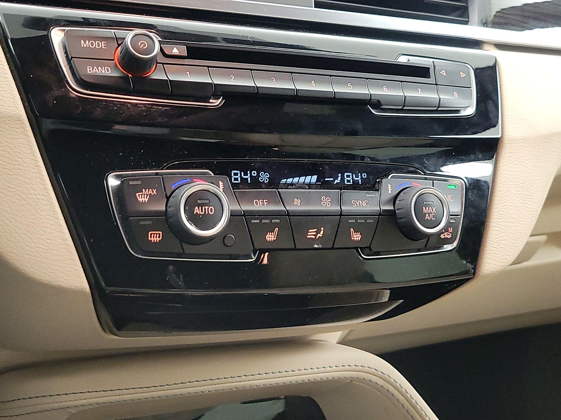 Thumbnail: 2016 BMW X1 - 17