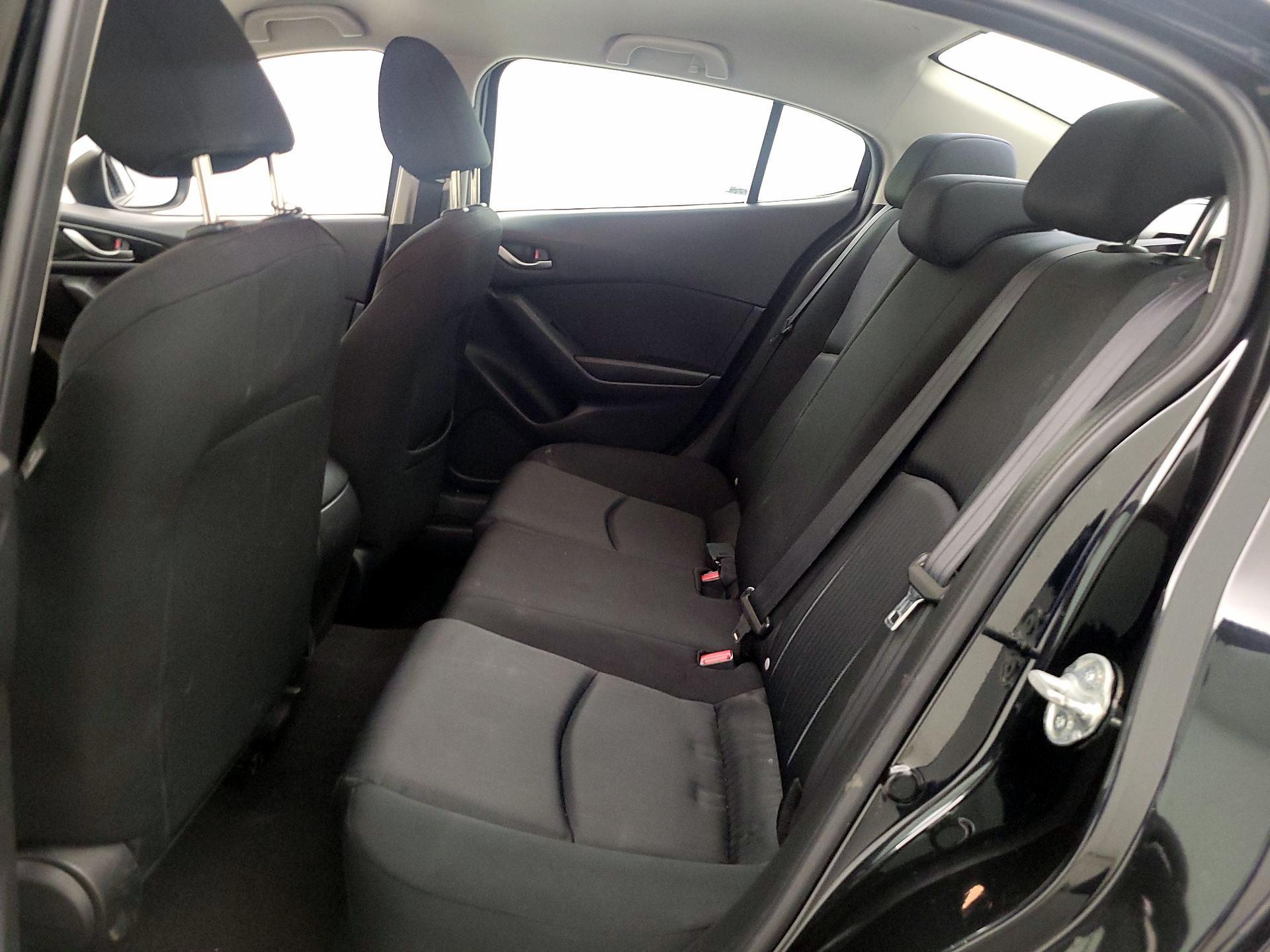 Thumbnail: 2014 Mazda Mazda3 - 18