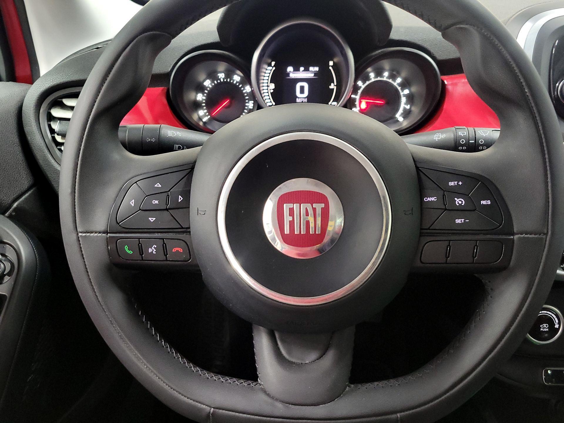 Thumbnail: 2016 Fiat 500X - 10
