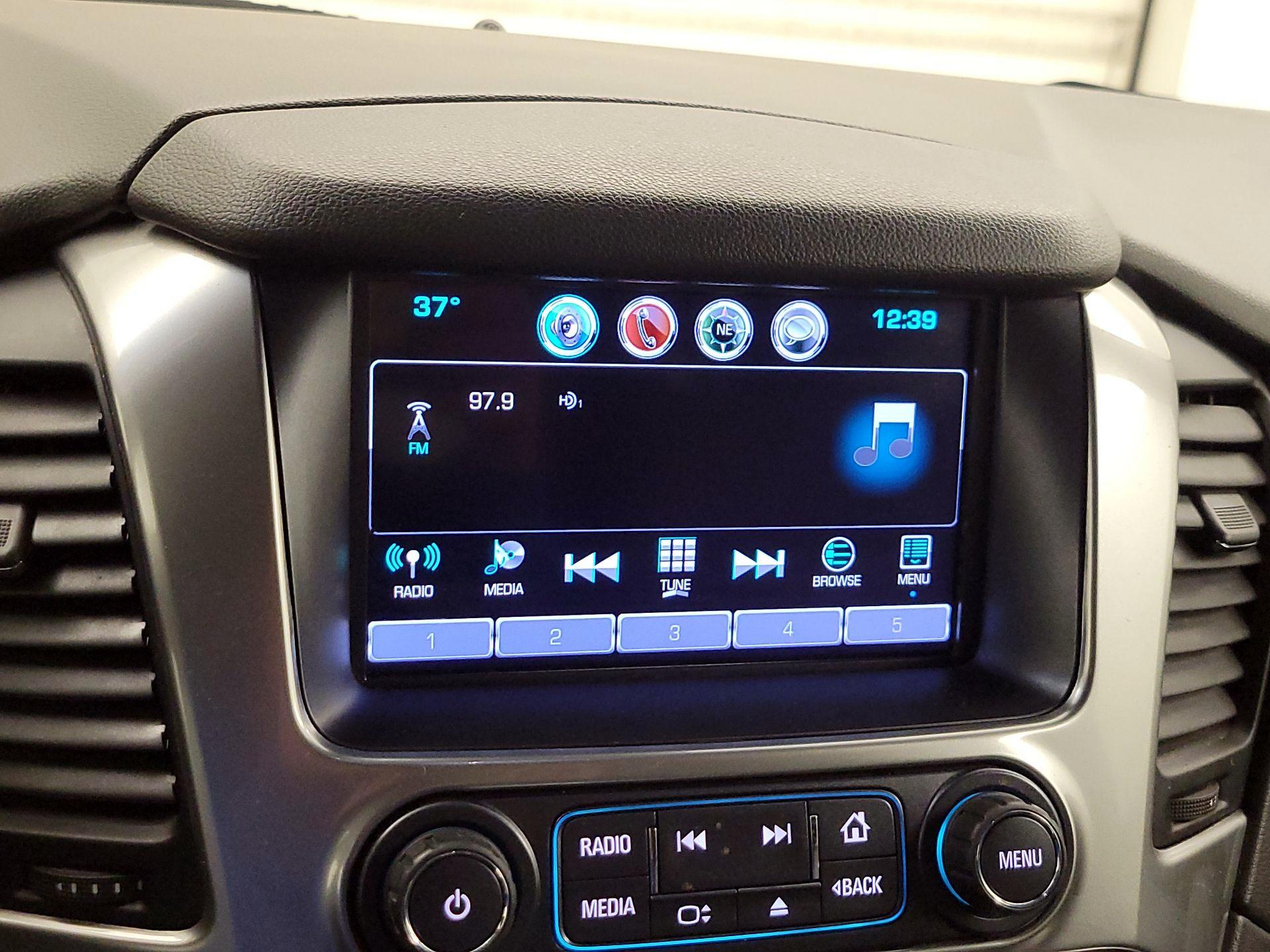 Thumbnail: 2019 Chevrolet Tahoe - 16