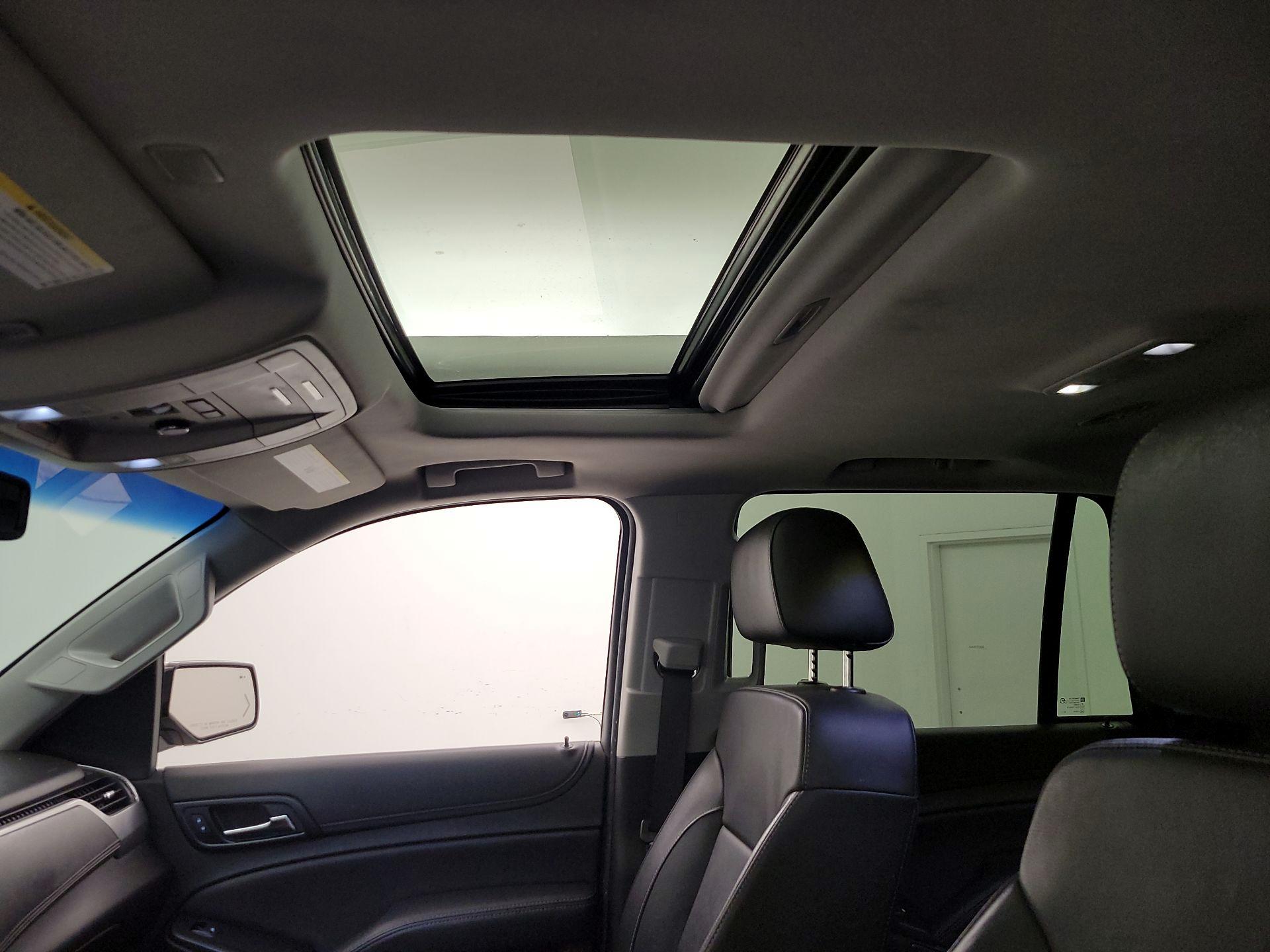 Thumbnail: 2019 Chevrolet Tahoe - 20