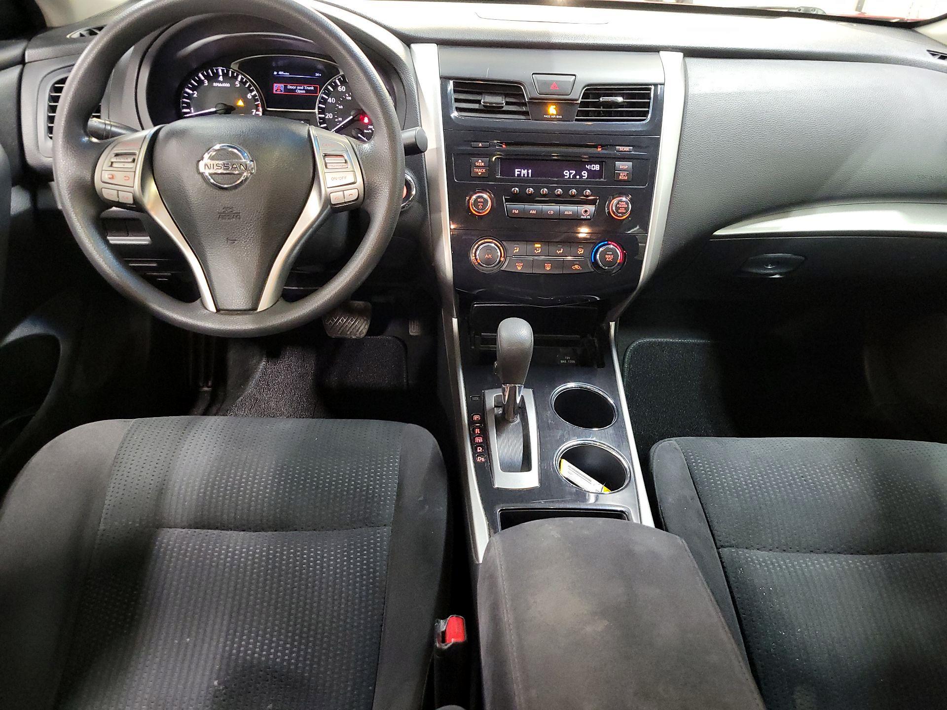 Thumbnail: 2014 Nissan Altima - 11