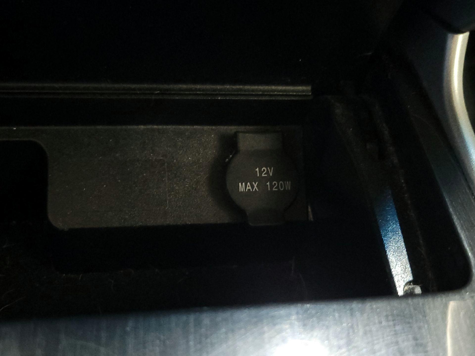 Thumbnail: 2014 Nissan Altima - 17