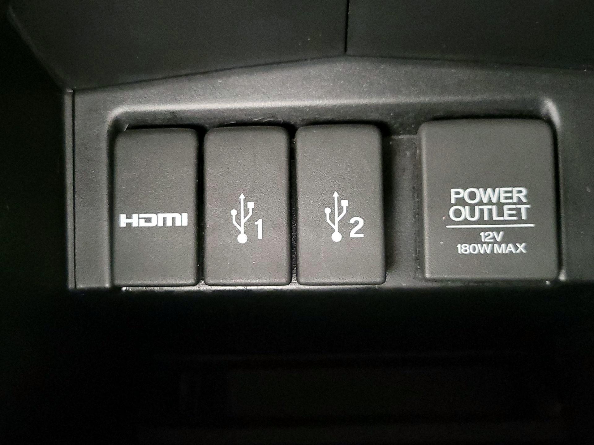 Thumbnail: 2016 Honda CR-V - 18