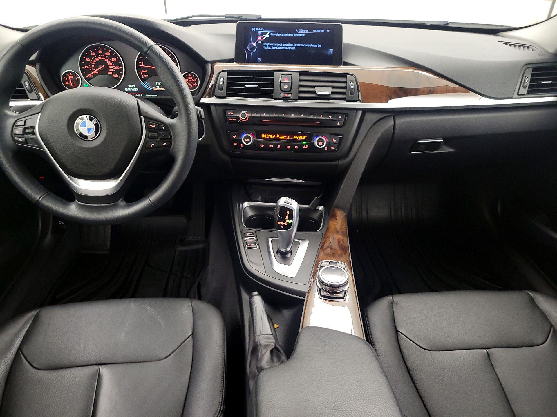 Thumbnail: 2015 BMW 3 Series - 9