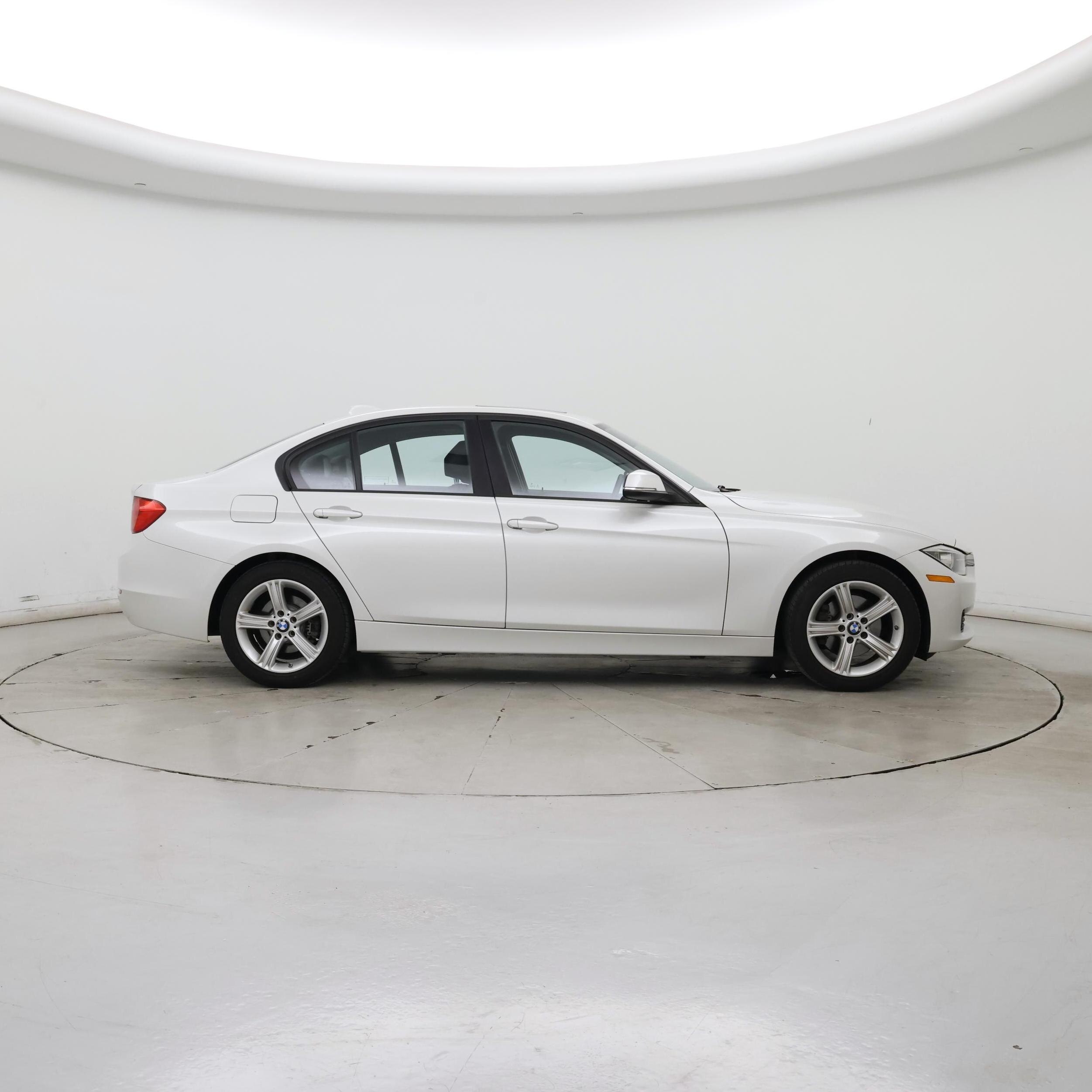 Thumbnail: 2015 BMW 3 Series - 7