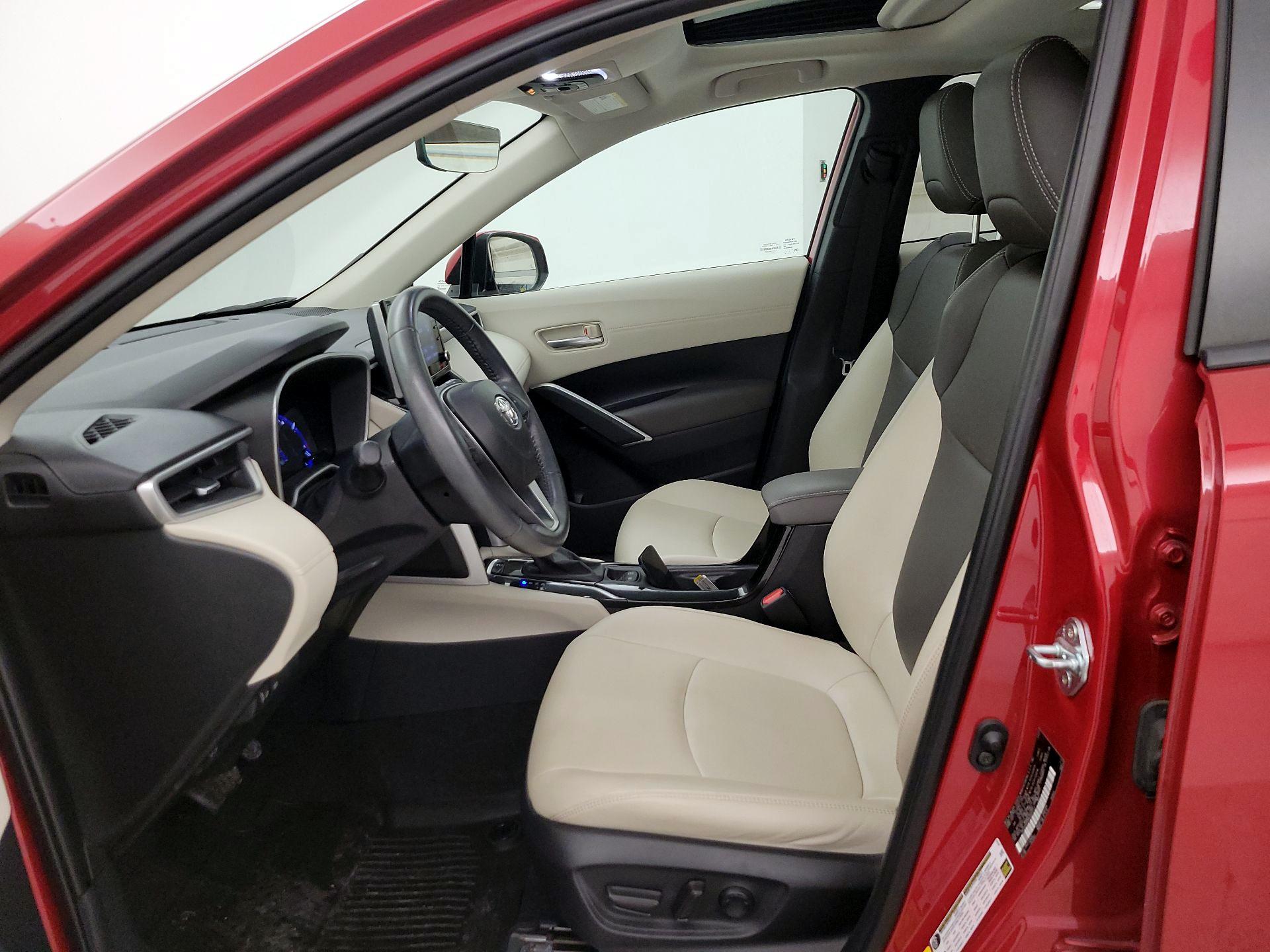 Thumbnail: 2022 Toyota Corolla Cross - 11