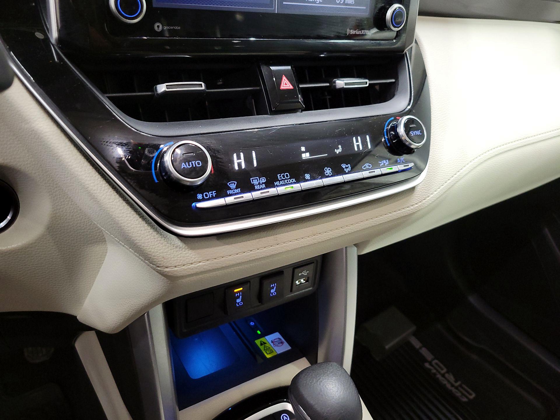 Thumbnail: 2022 Toyota Corolla Cross - 15