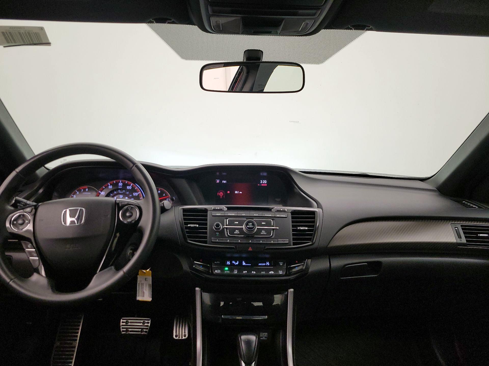 Thumbnail: 2016 Honda Accord - 9