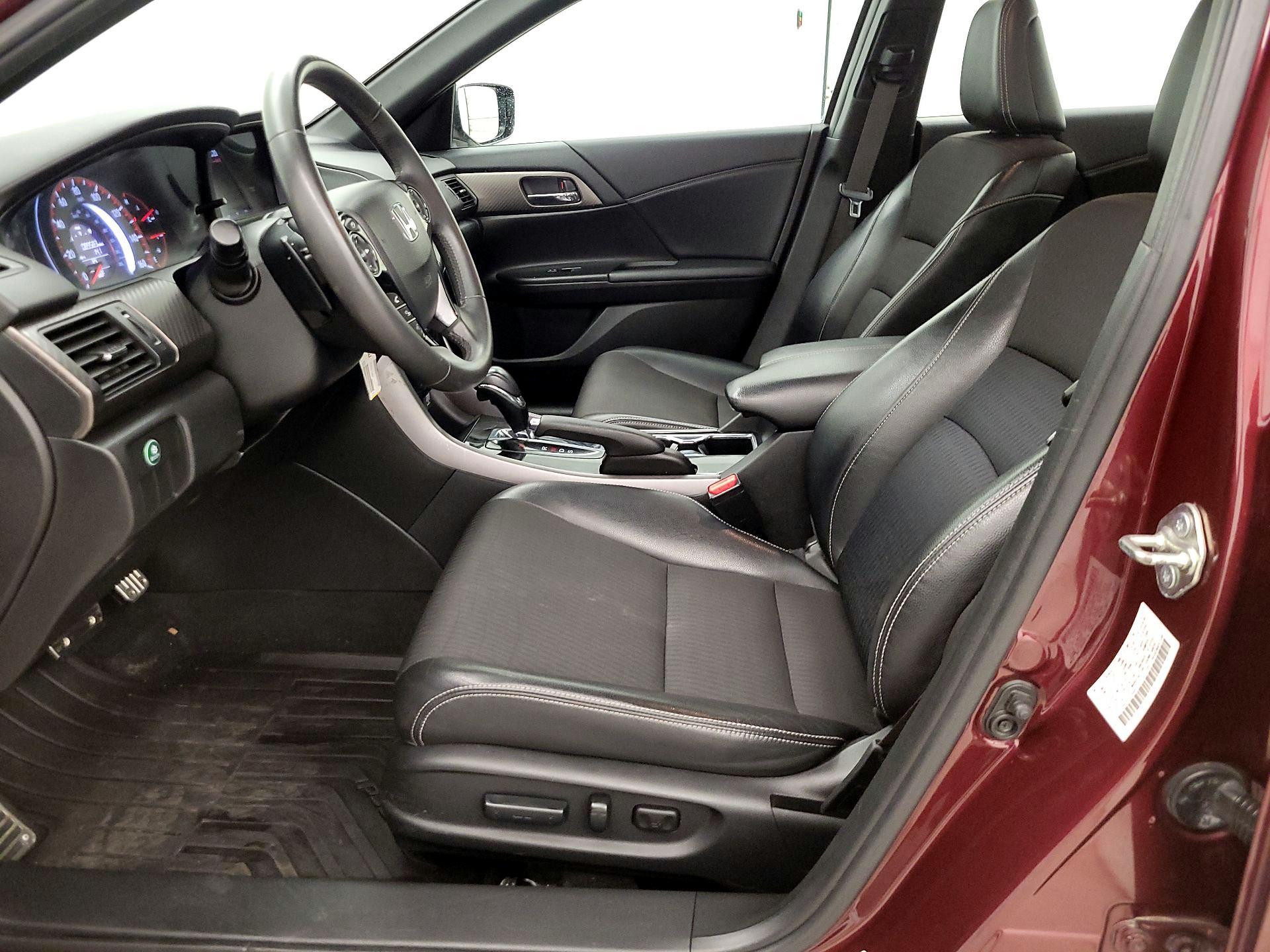 Thumbnail: 2016 Honda Accord - 11