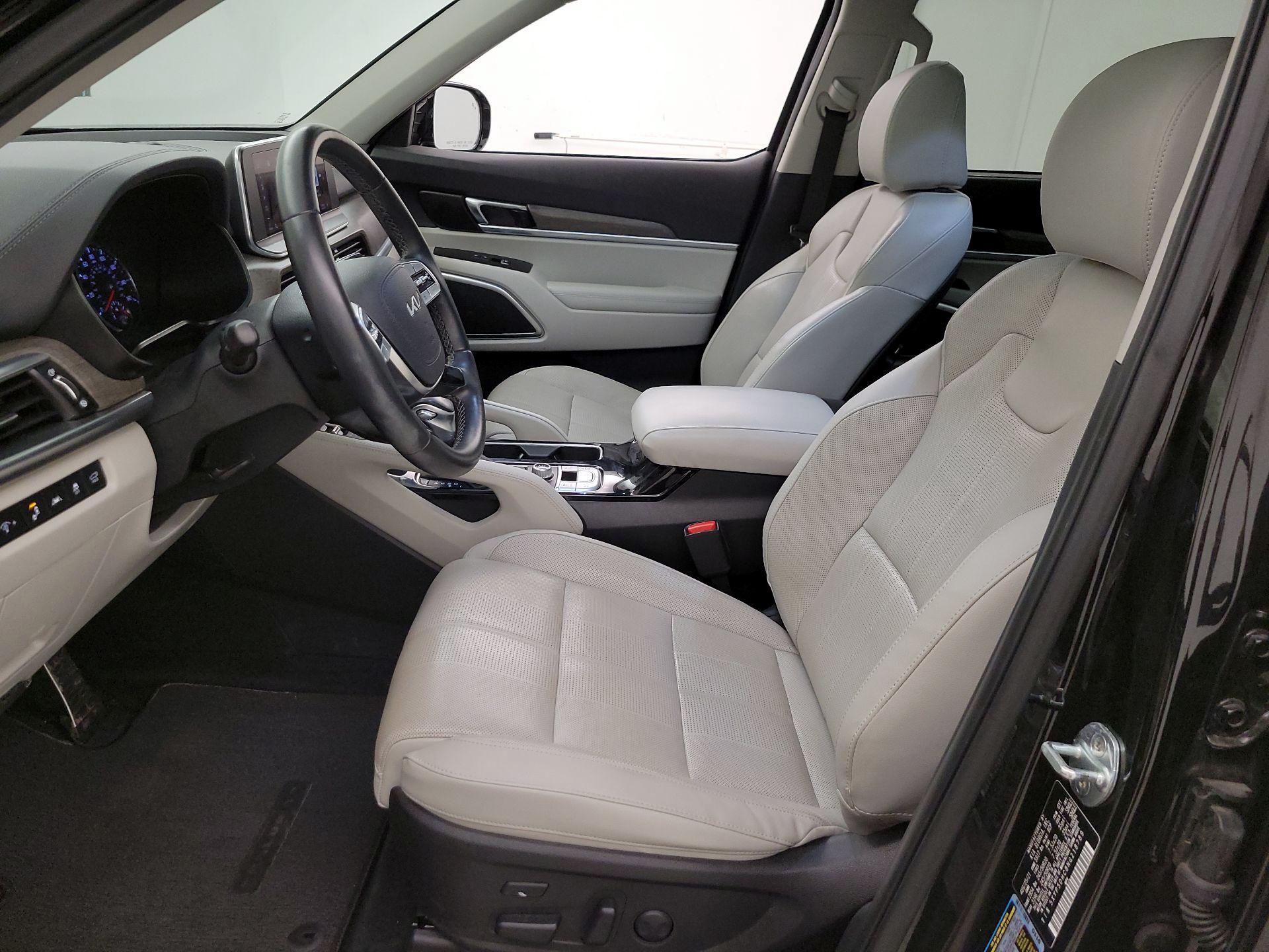 Thumbnail: 2022 Kia Telluride - 11